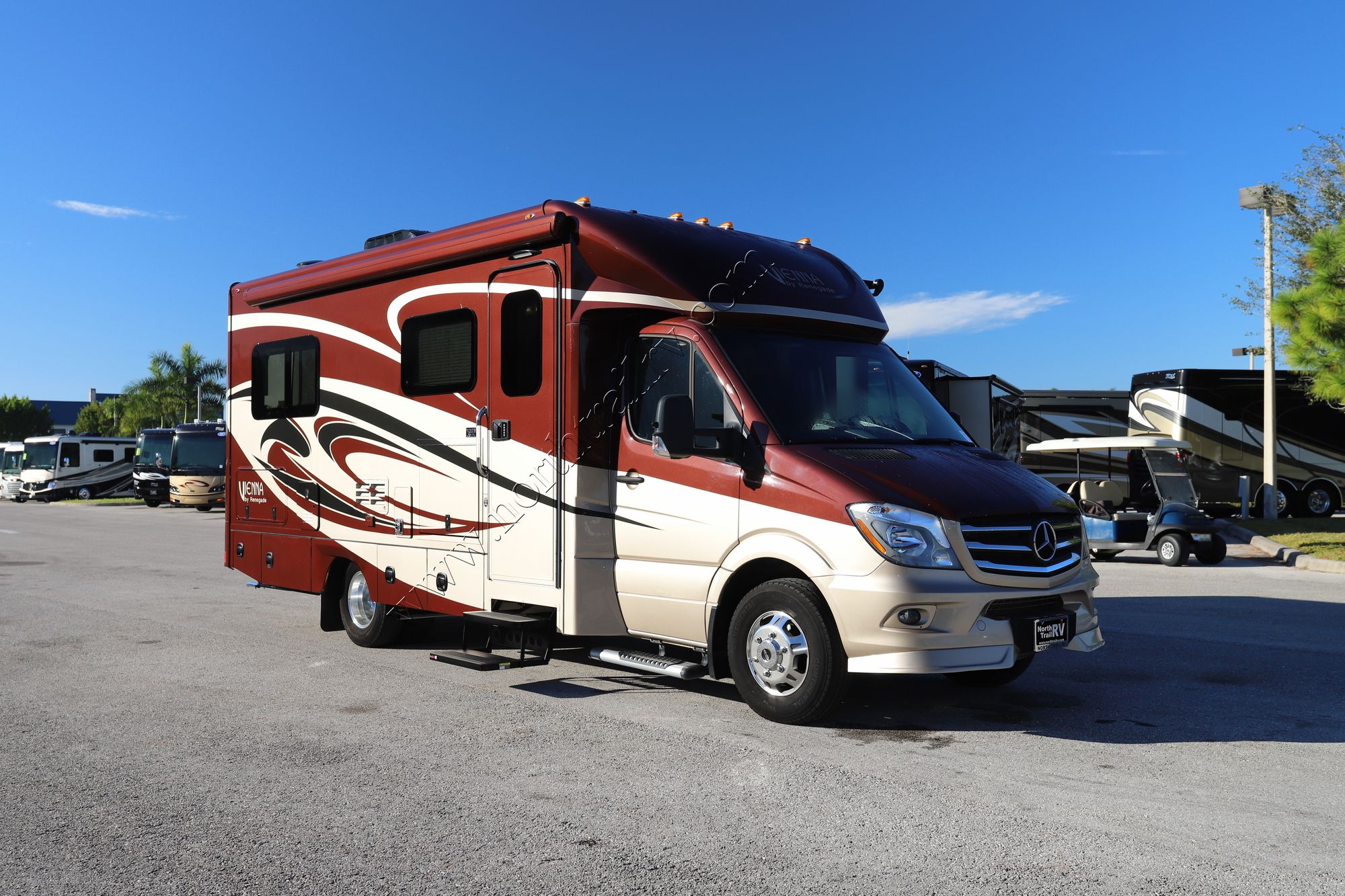 Used 2019 Renegade Rv Vienna 25VUCB Class C  For Sale