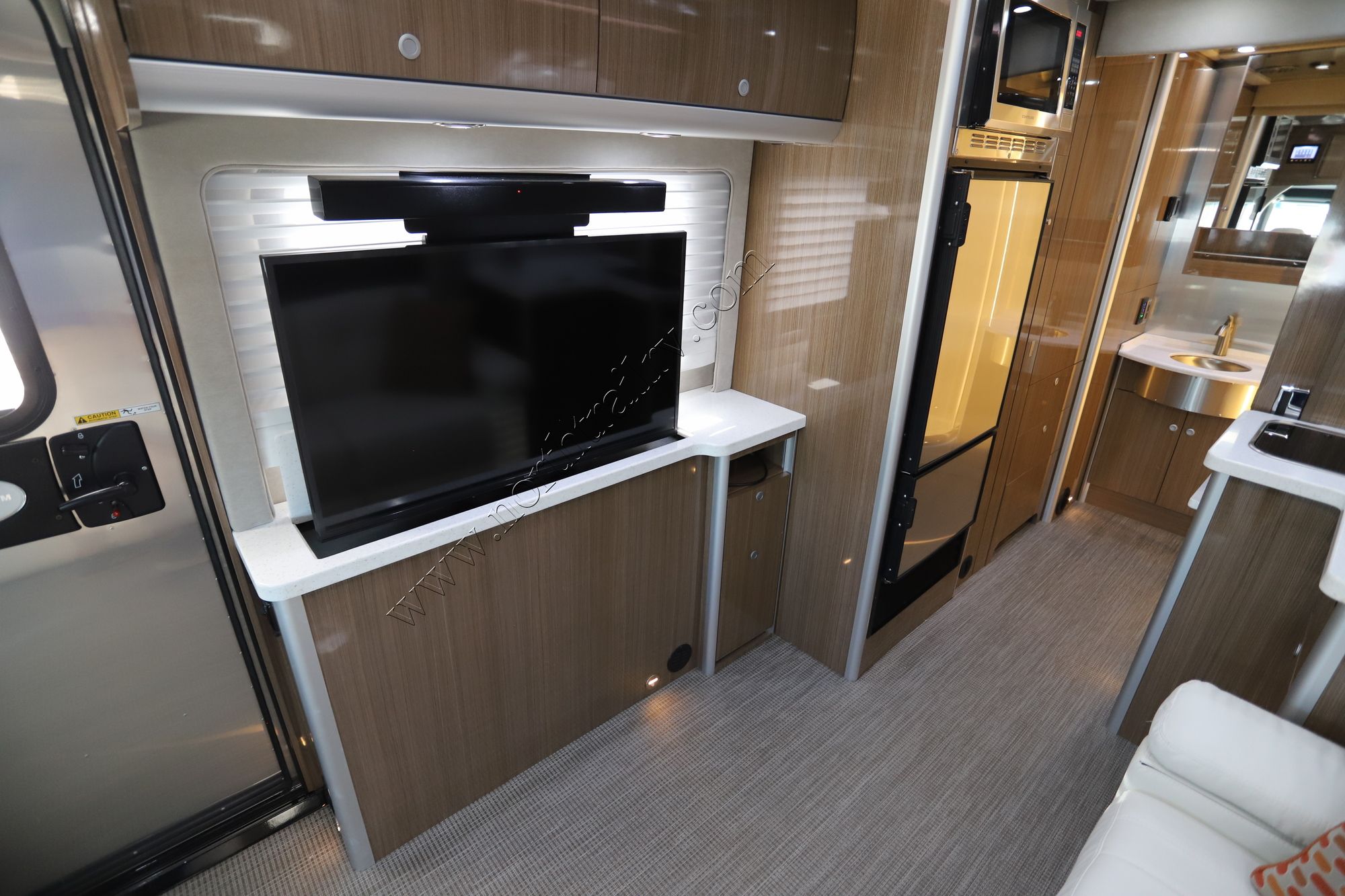 Used 2018 Airstream Atlas MB Class C  For Sale