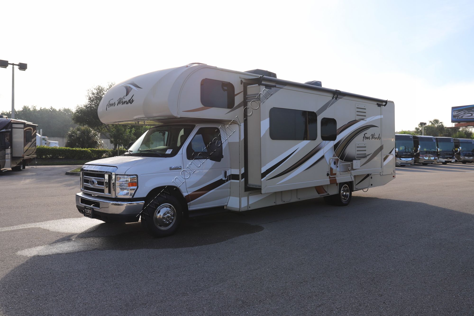 Used 2018 Thor Four Winds 31Y Class C  For Sale