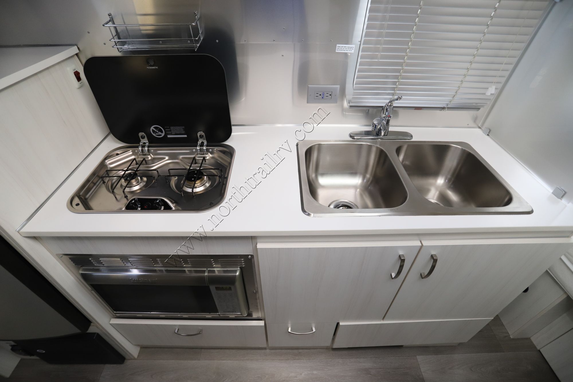 Used 2019 Airstream Sport 22FB Travel Trailer  For Sale