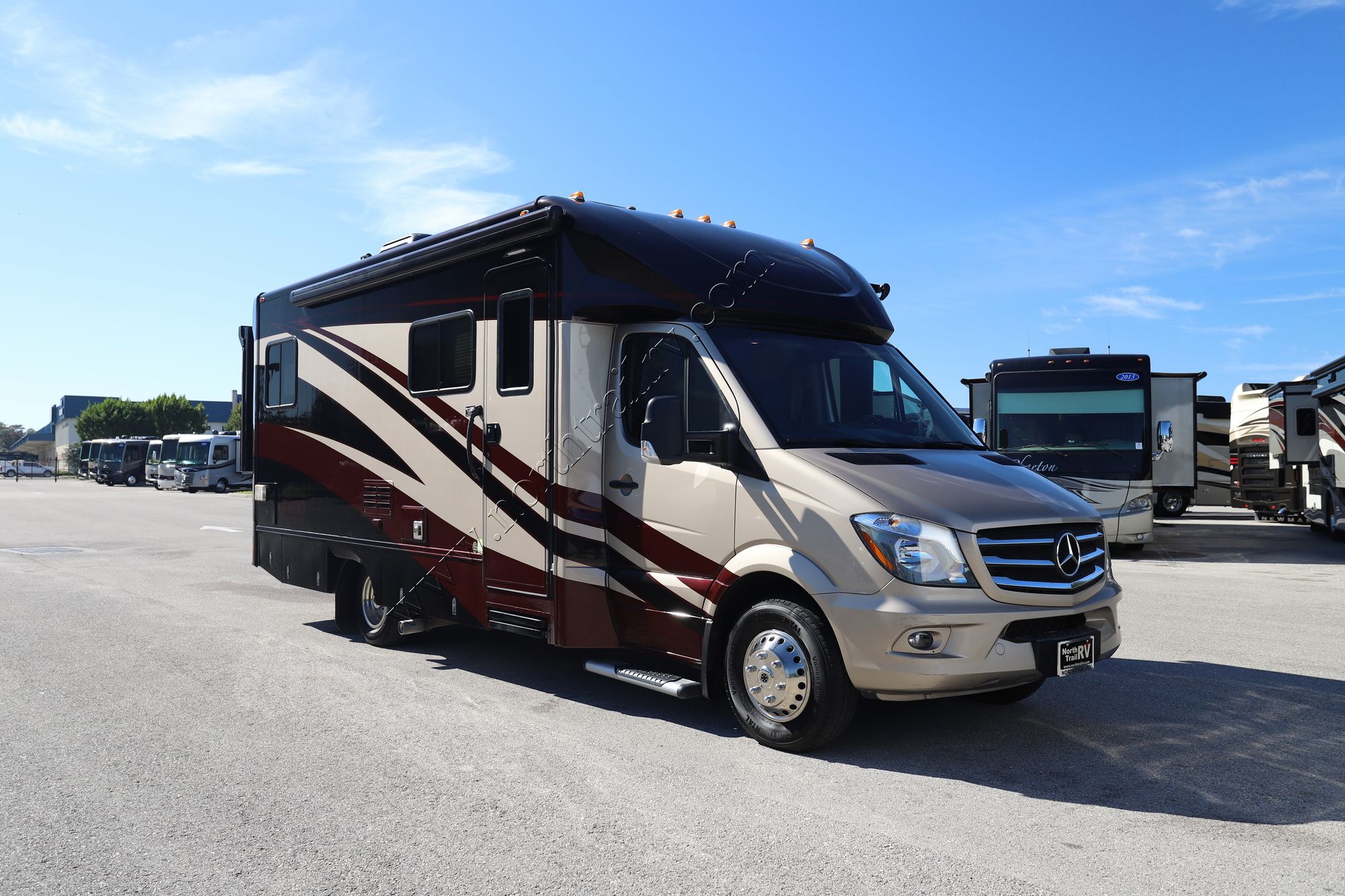 Used 2018 Renegade Rv Villagio 25QRS Class C  For Sale