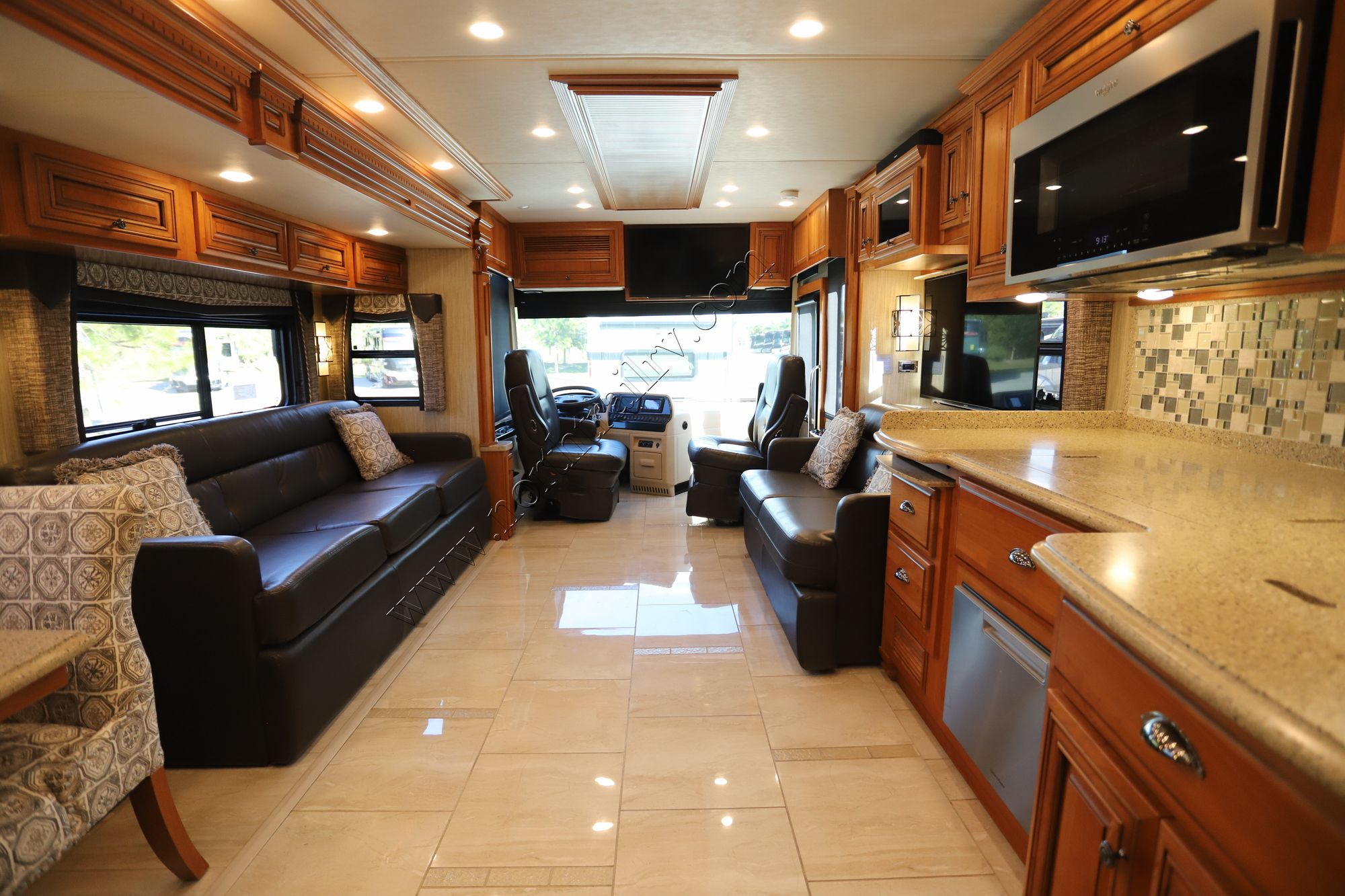 Used 2018 Newmar Dutch Star 4052 Class A  For Sale