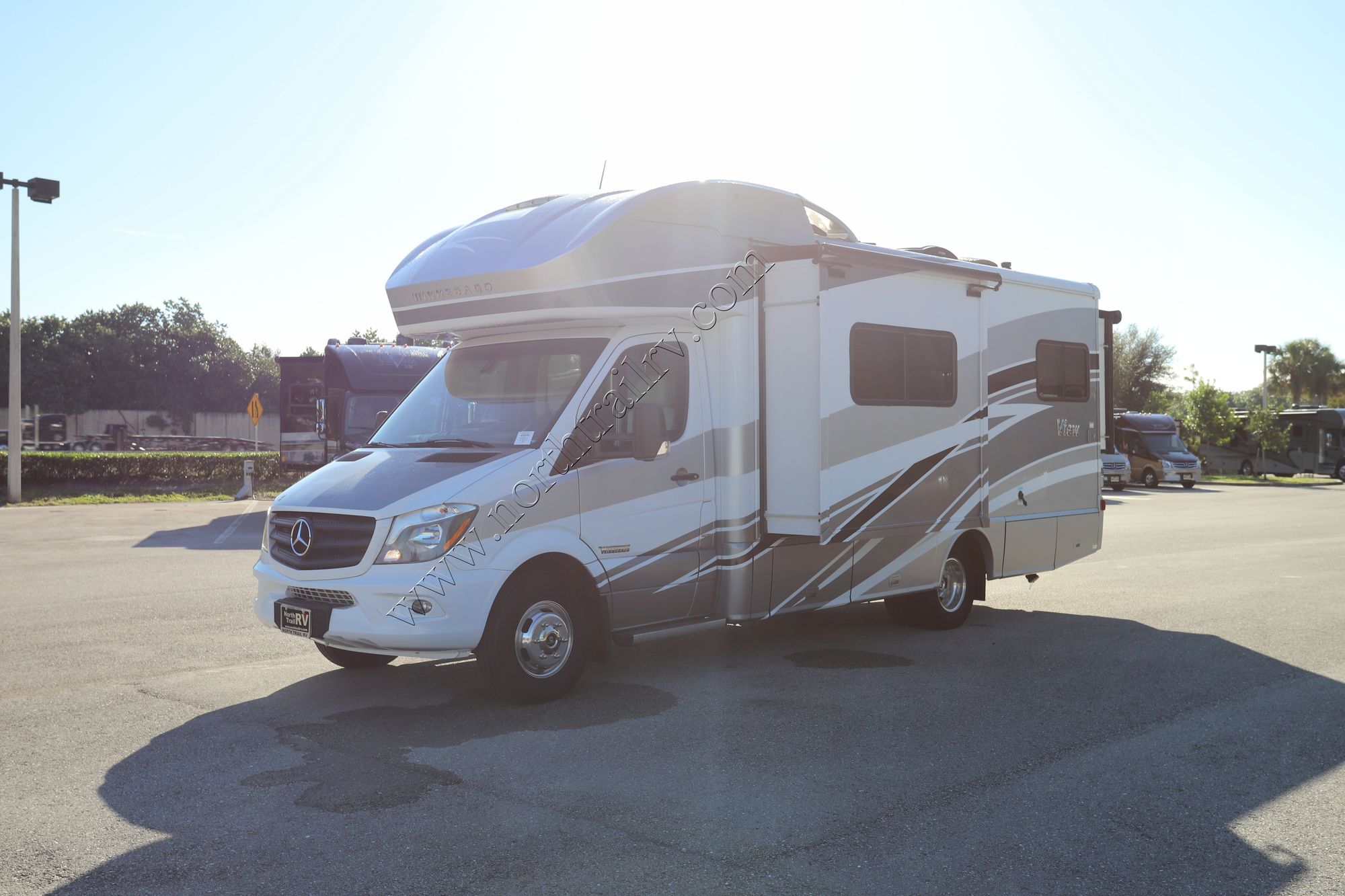 Used 2017 Winnebago View 24G Class C  For Sale