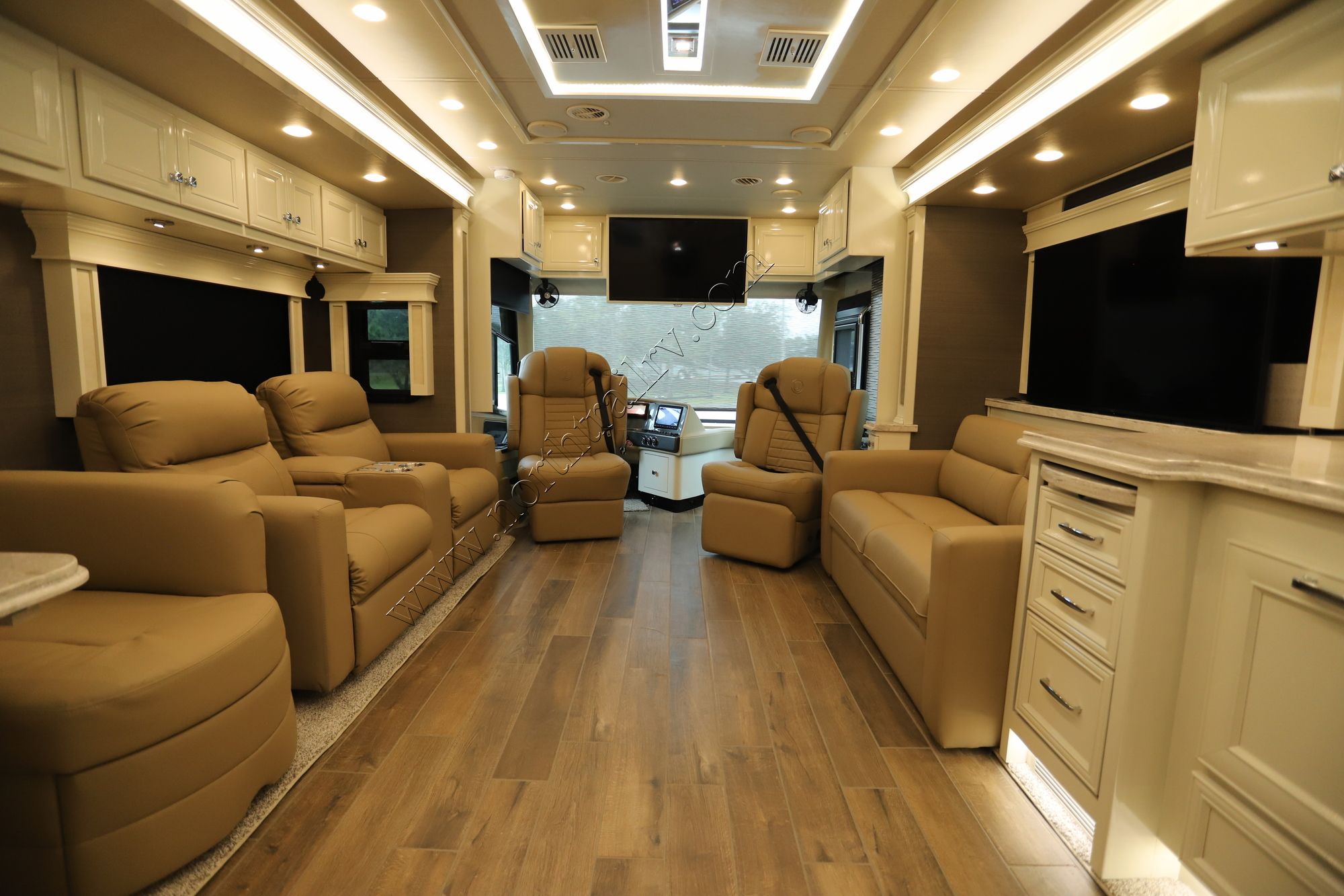 New 2022 Tiffin Motor Homes Phaeton 37BH Class A  For Sale