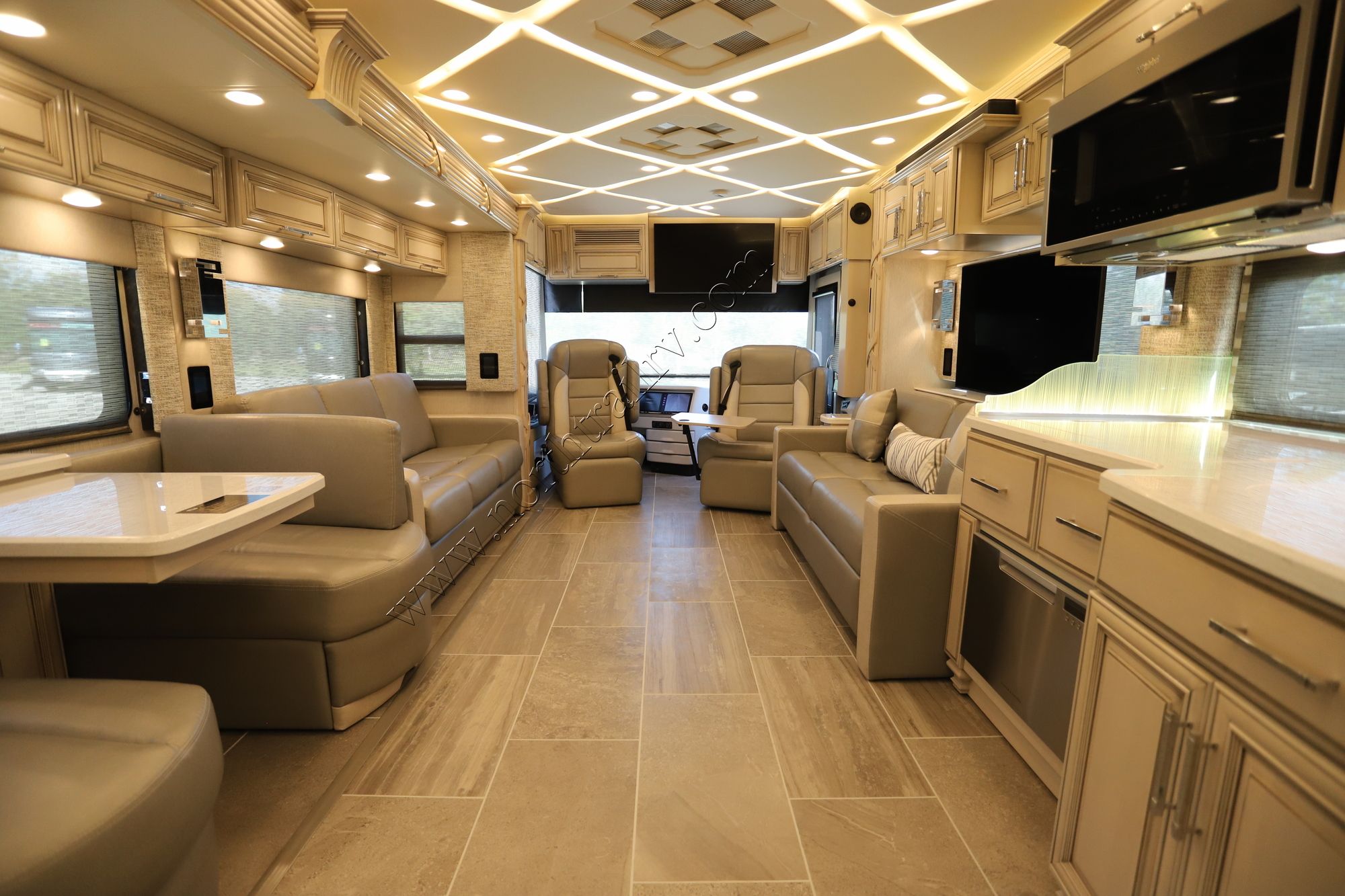 New 2022 Newmar Mountain Aire 4535 Class A  For Sale