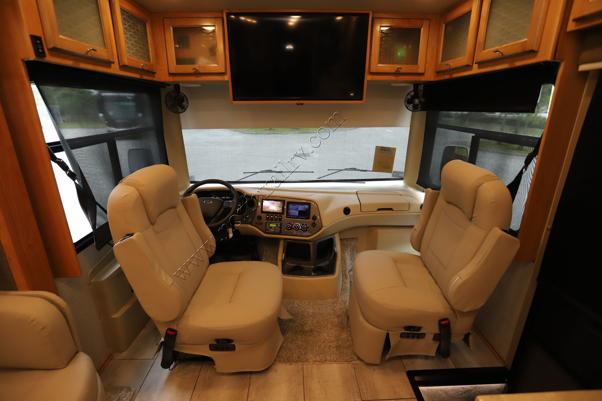 New 2022 Tiffin Motor Homes Allegro 32SA Class A  For Sale