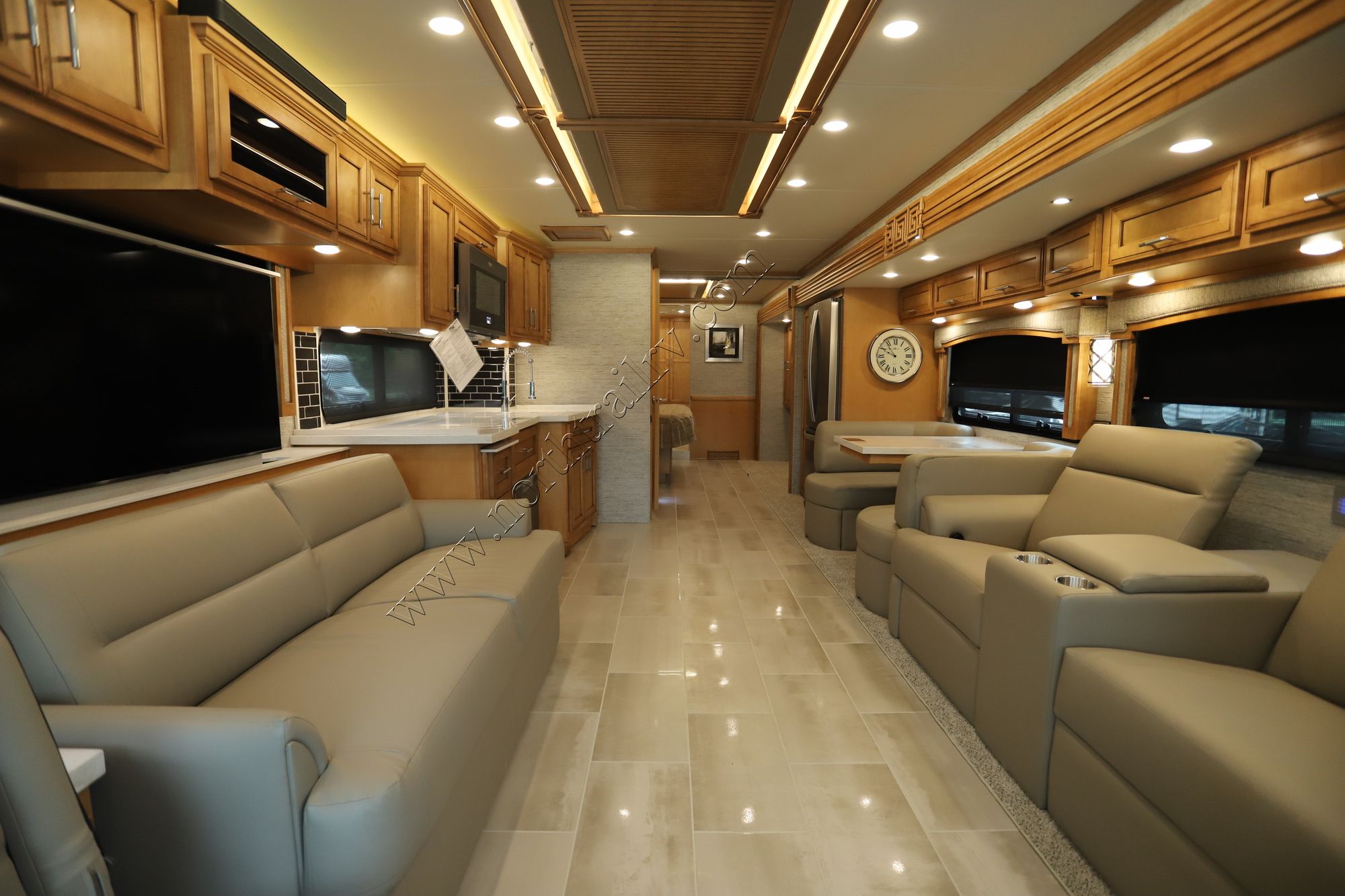 New 2022 Newmar Ventana 4369 Class A  For Sale