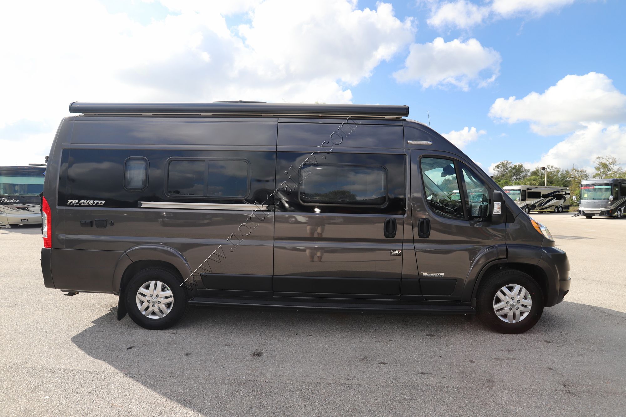 New 2022 Winnebago Travato 259K Class B  For Sale