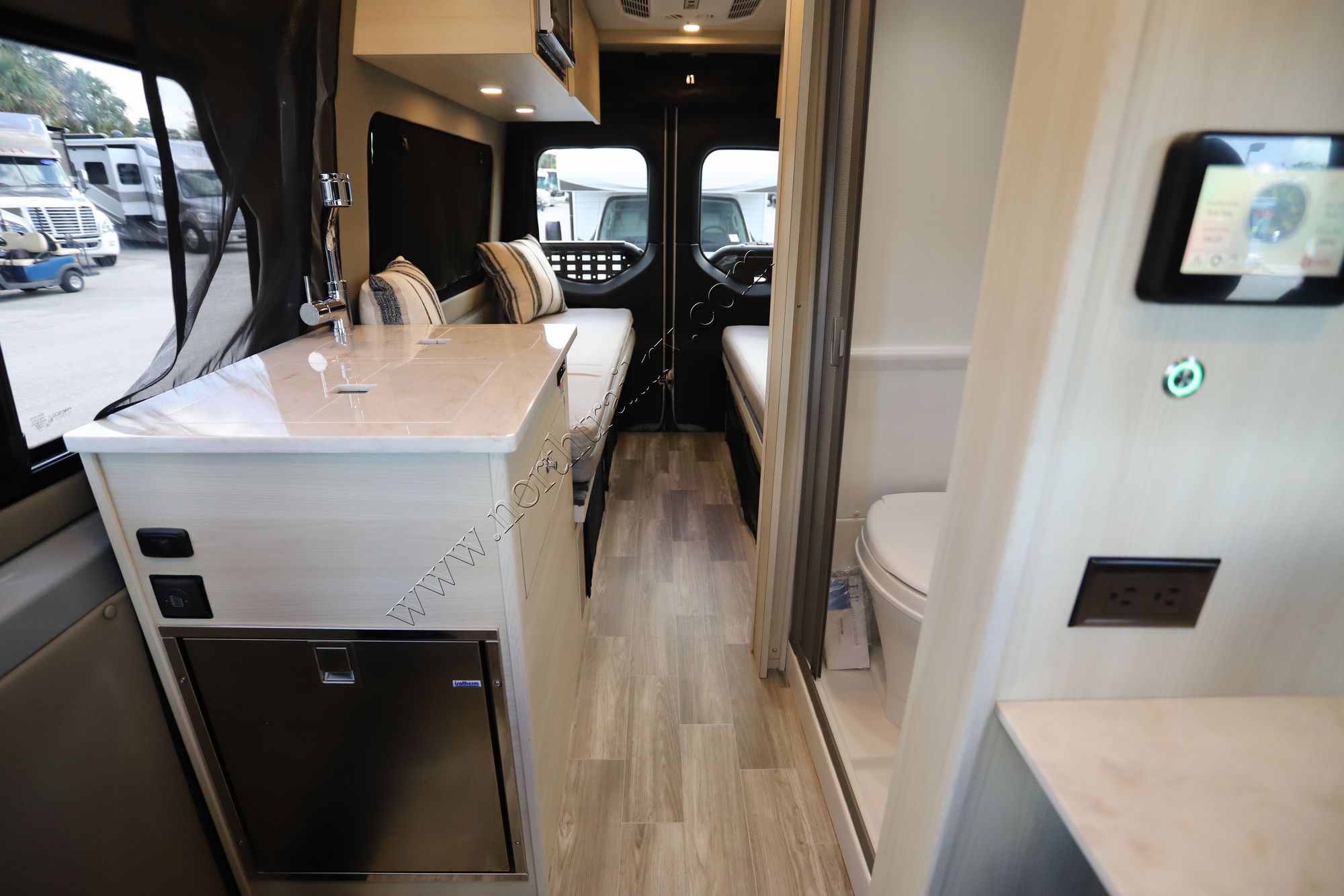 New 2022 Tiffin Motor Homes Cahaba 19SC Class B  For Sale