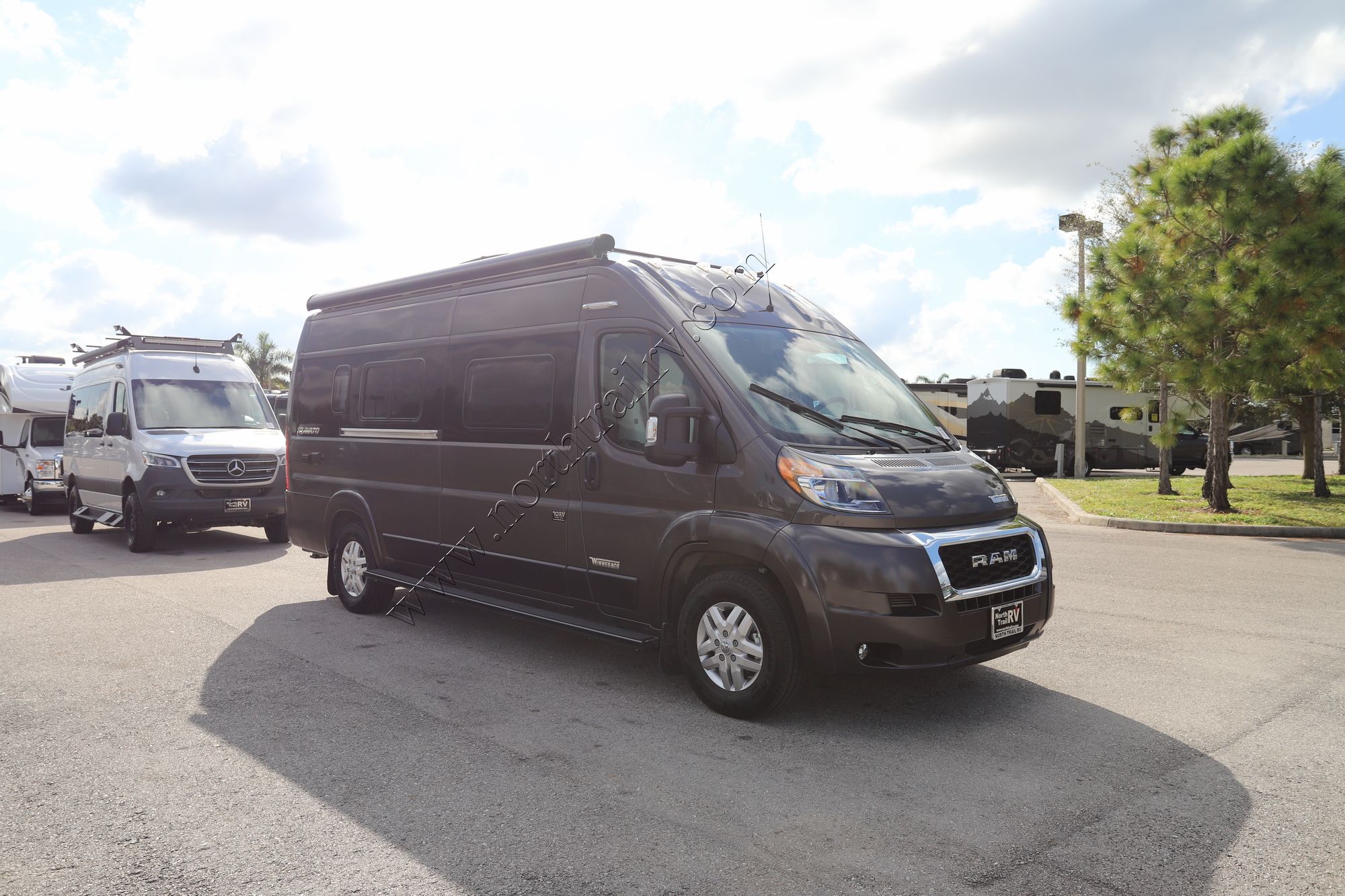 New 2022 Winnebago Travato 259K Class B  For Sale