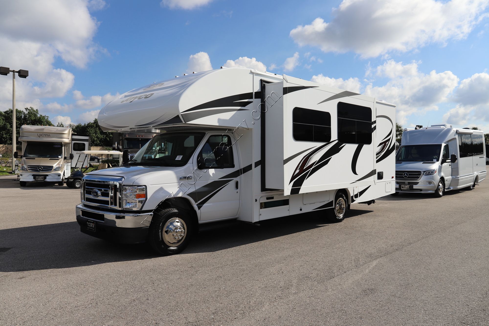 New 2022 Jayco Redhawk 26XD Class C  For Sale