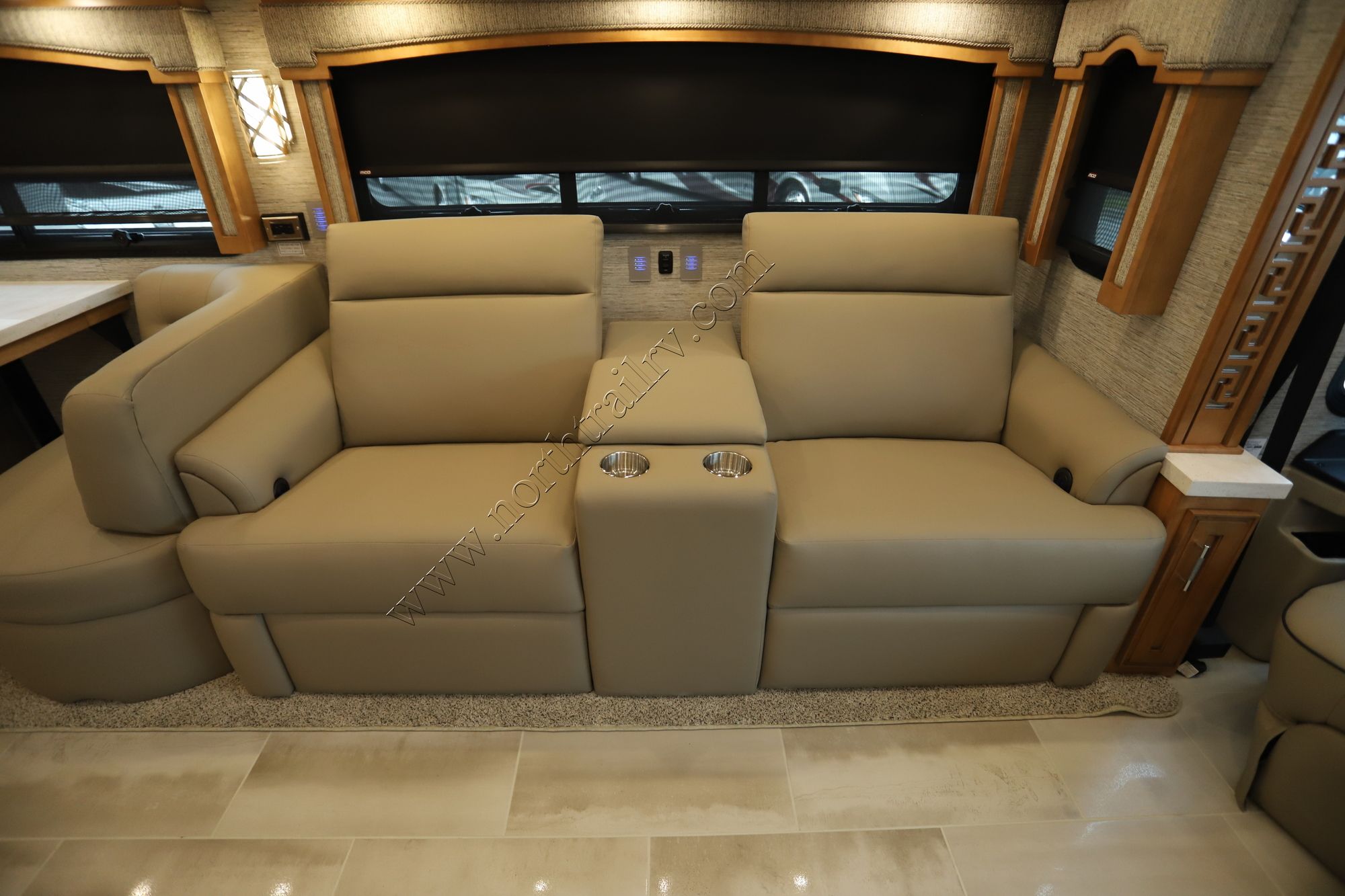 New 2022 Newmar Ventana 4369 Class A  For Sale