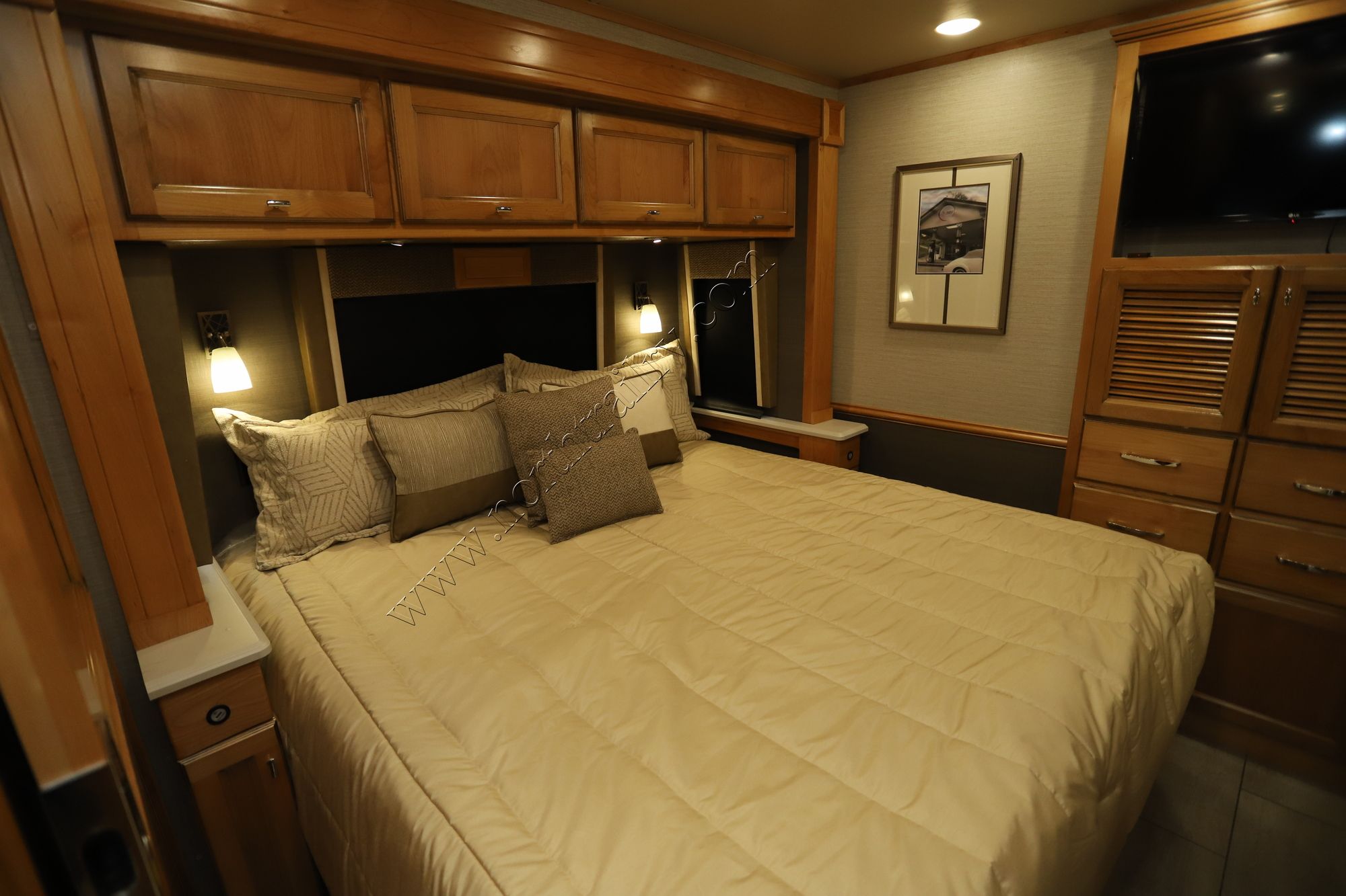 New 2022 Tiffin Motor Homes Allegro 32SA Class A  For Sale