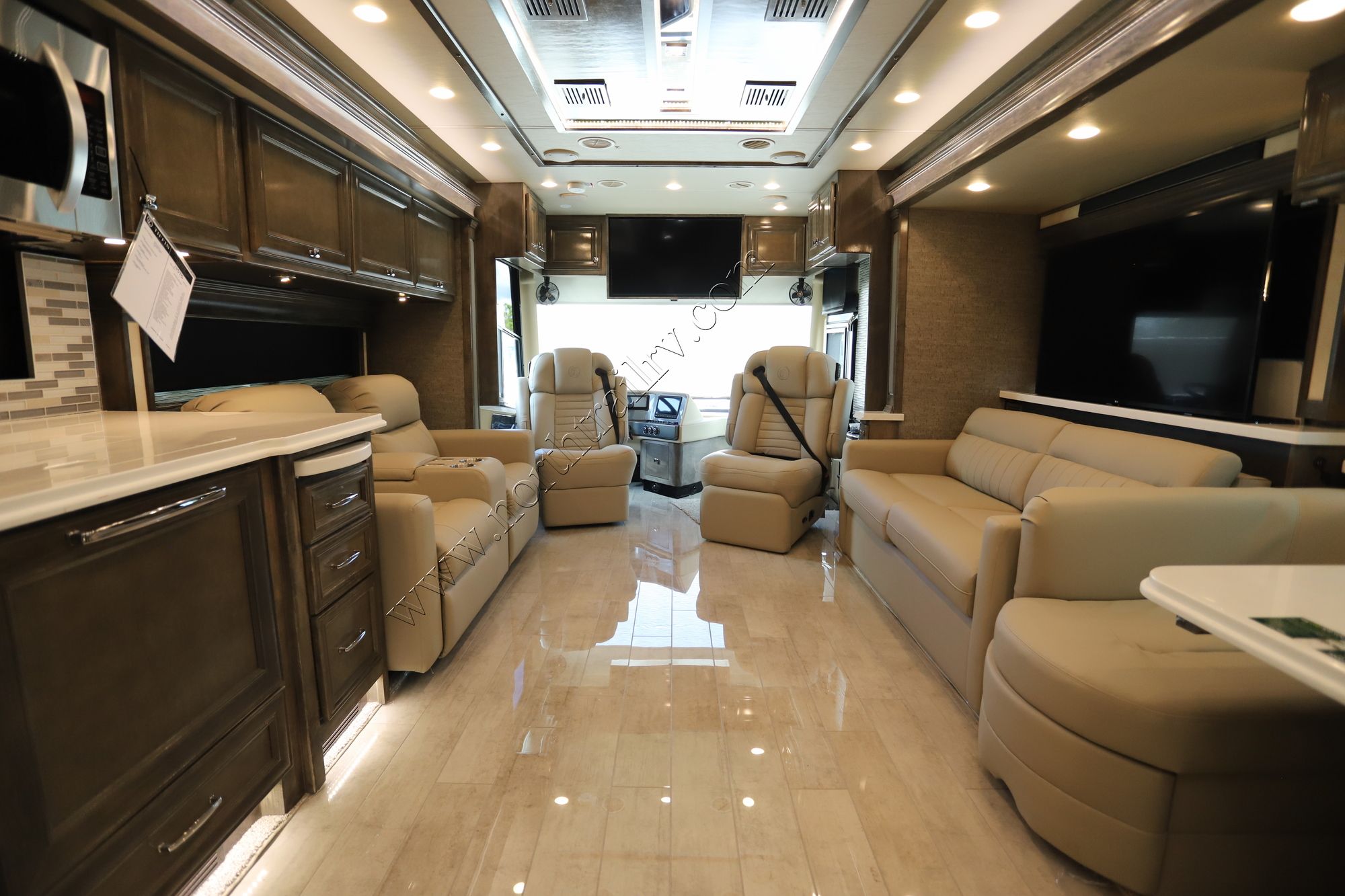 New 2022 Tiffin Motor Homes Phaeton 40IH Class A  For Sale