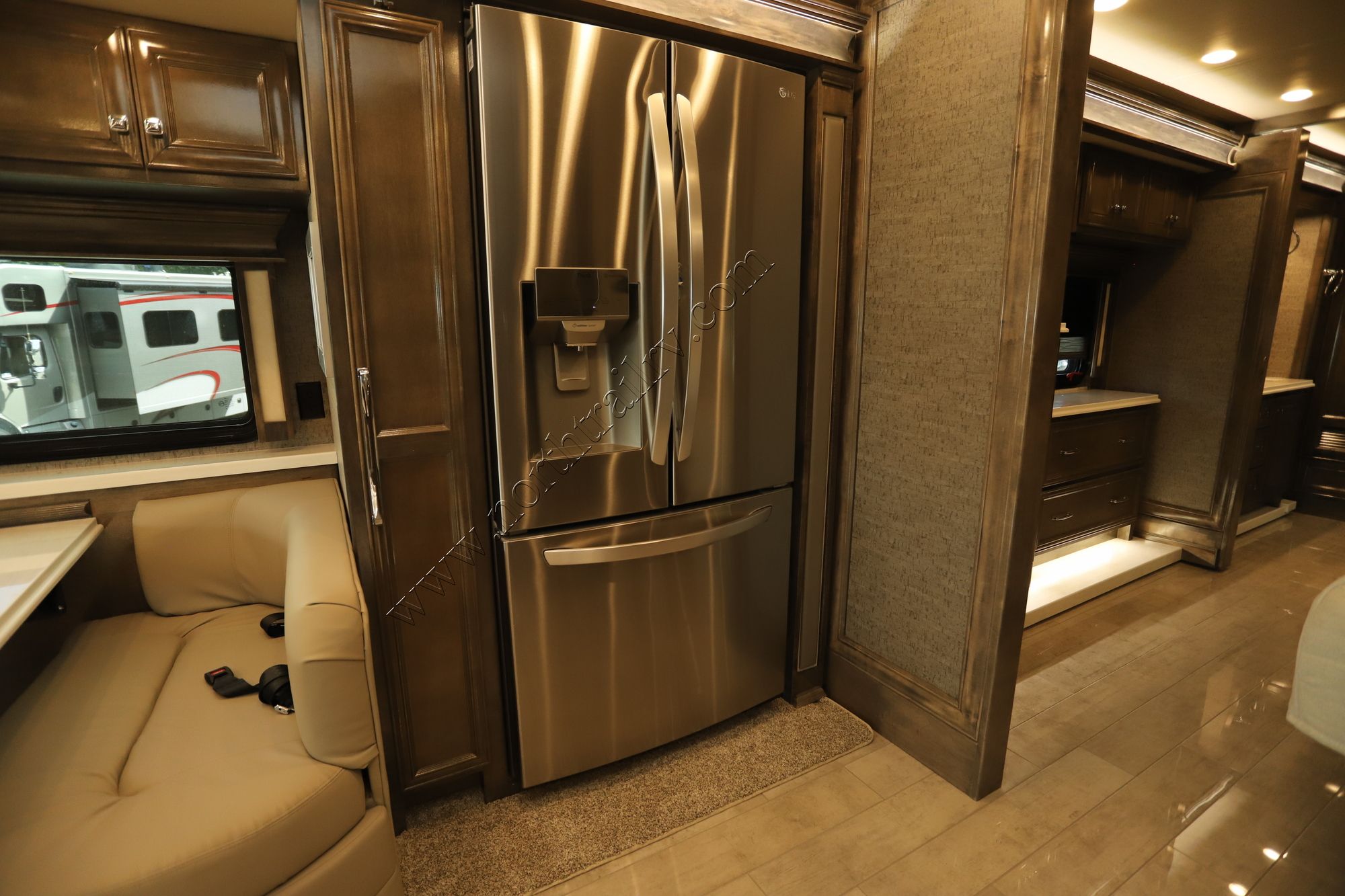 New 2022 Tiffin Motor Homes Phaeton 40IH Class A  For Sale