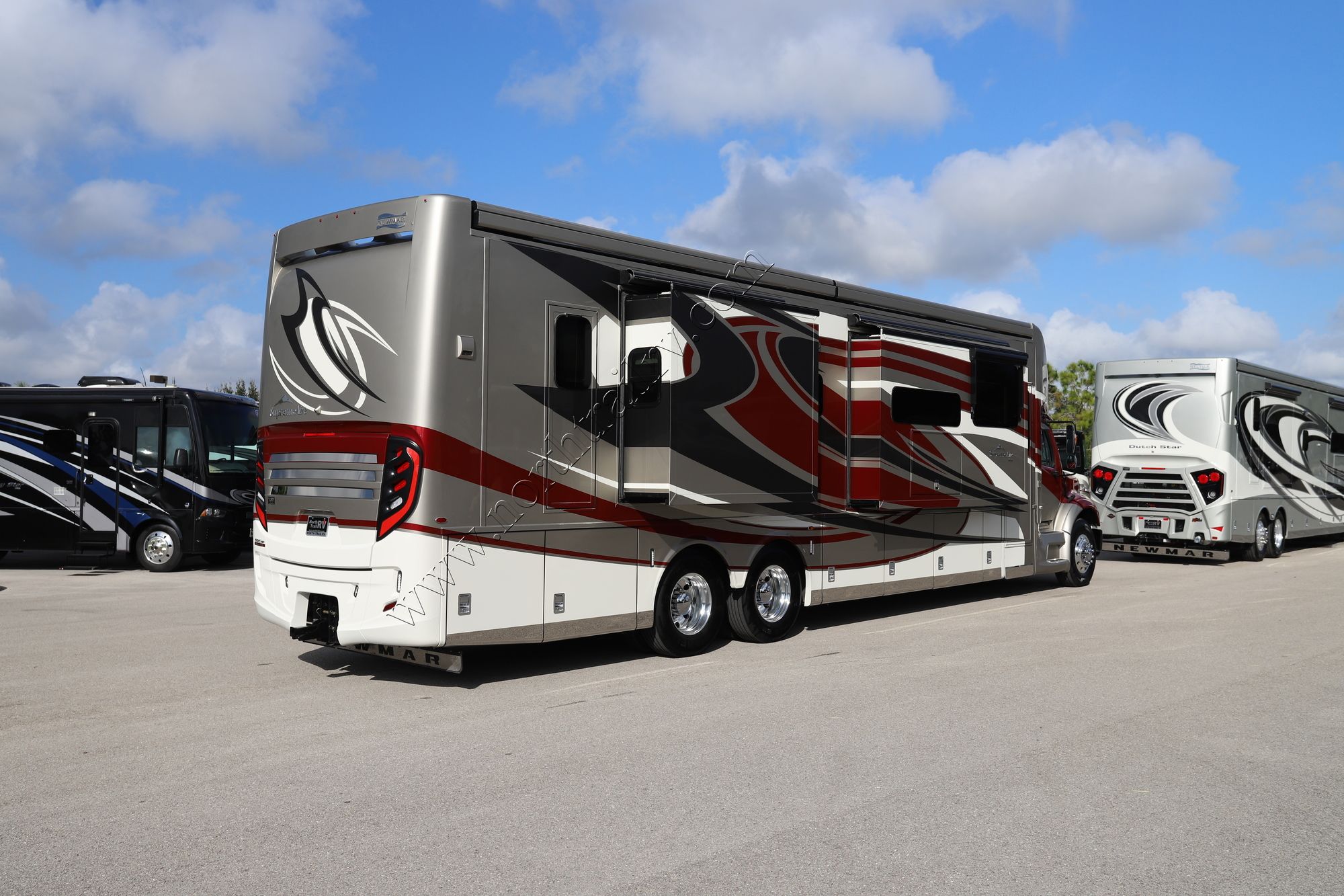 Used 2020 Newmar Supreme Aire 4573 Super C  For Sale