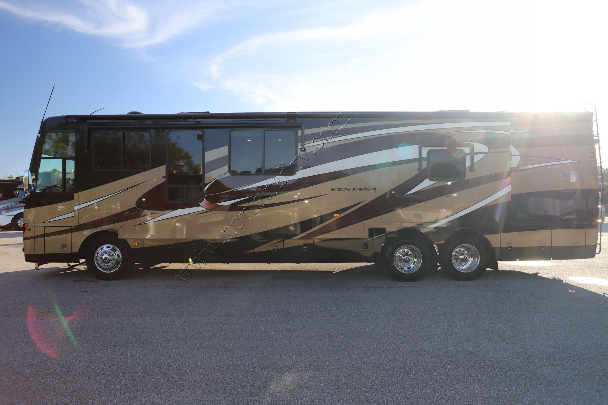 Used 2013 Newmar Ventana 4018 Class A  For Sale