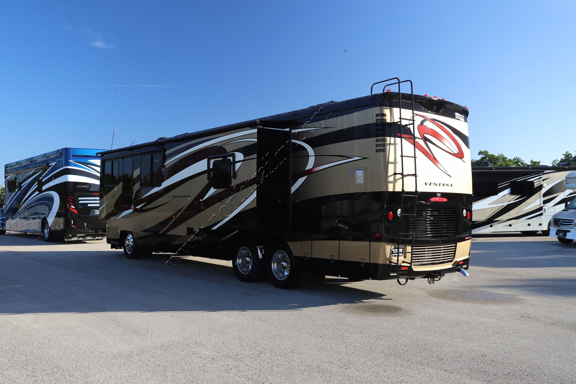 Used 2013 Newmar Ventana 4018 Class A  For Sale