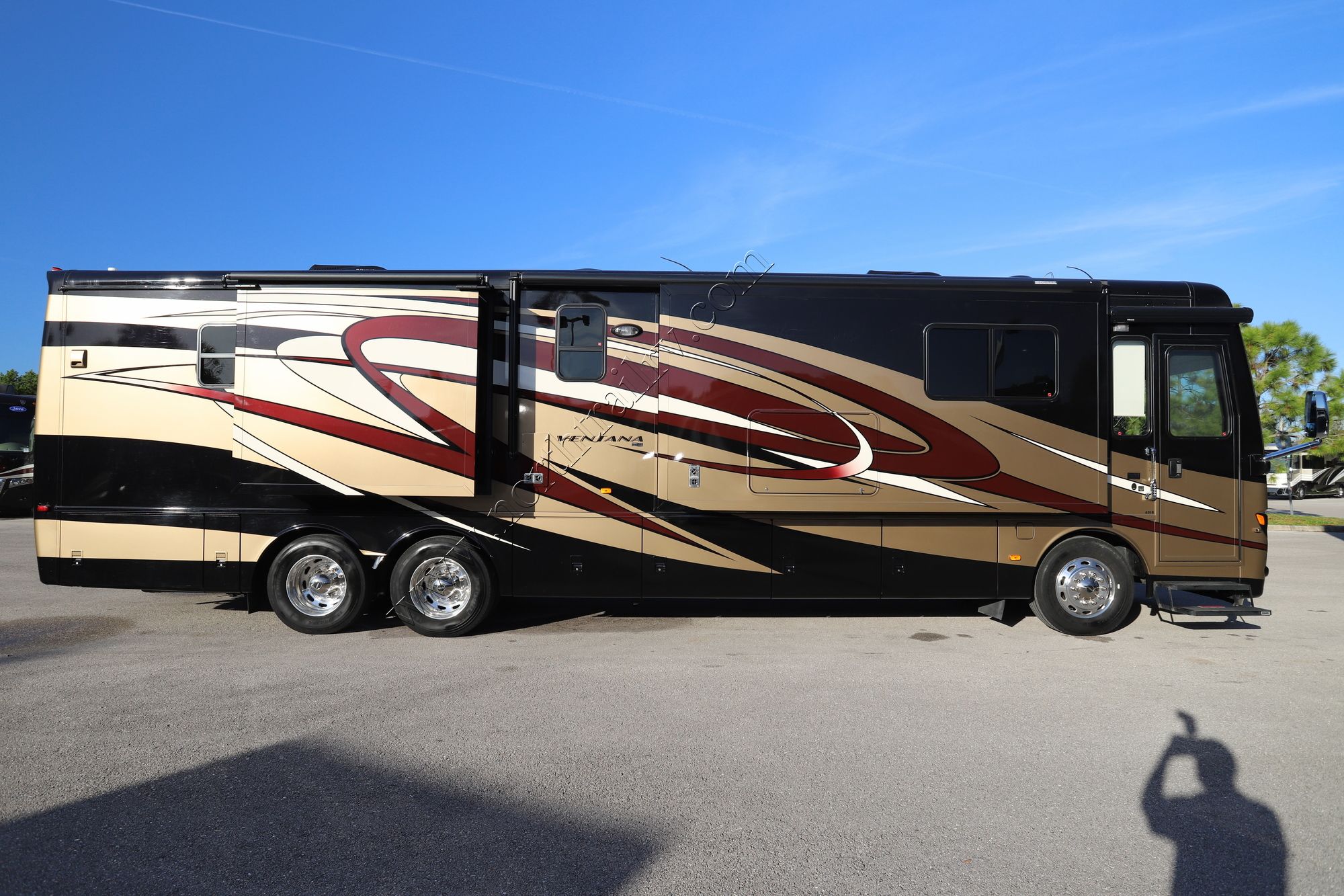 Used 2013 Newmar Ventana 4018 Class A  For Sale