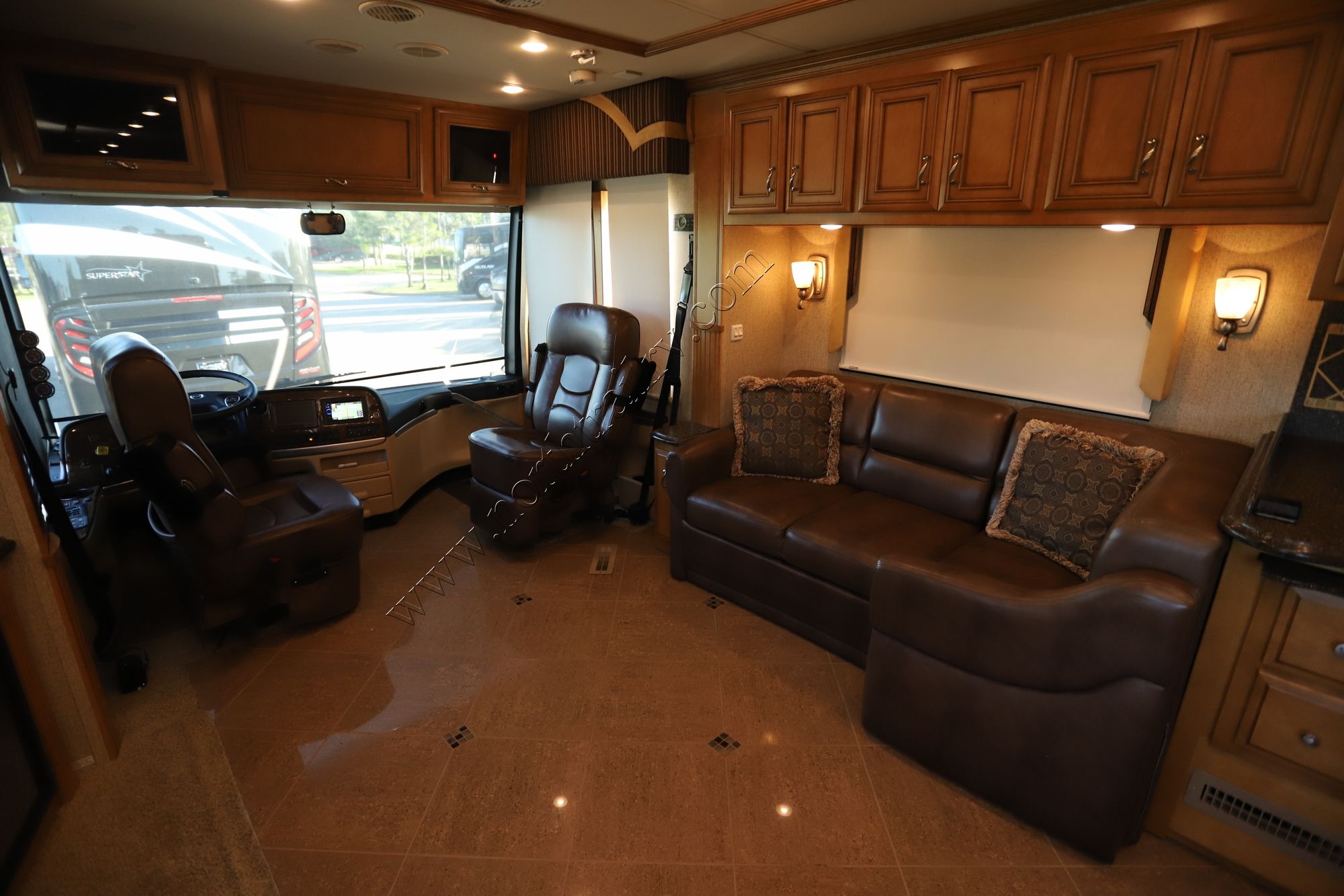 Used 2013 Newmar Ventana 4018 Class A  For Sale