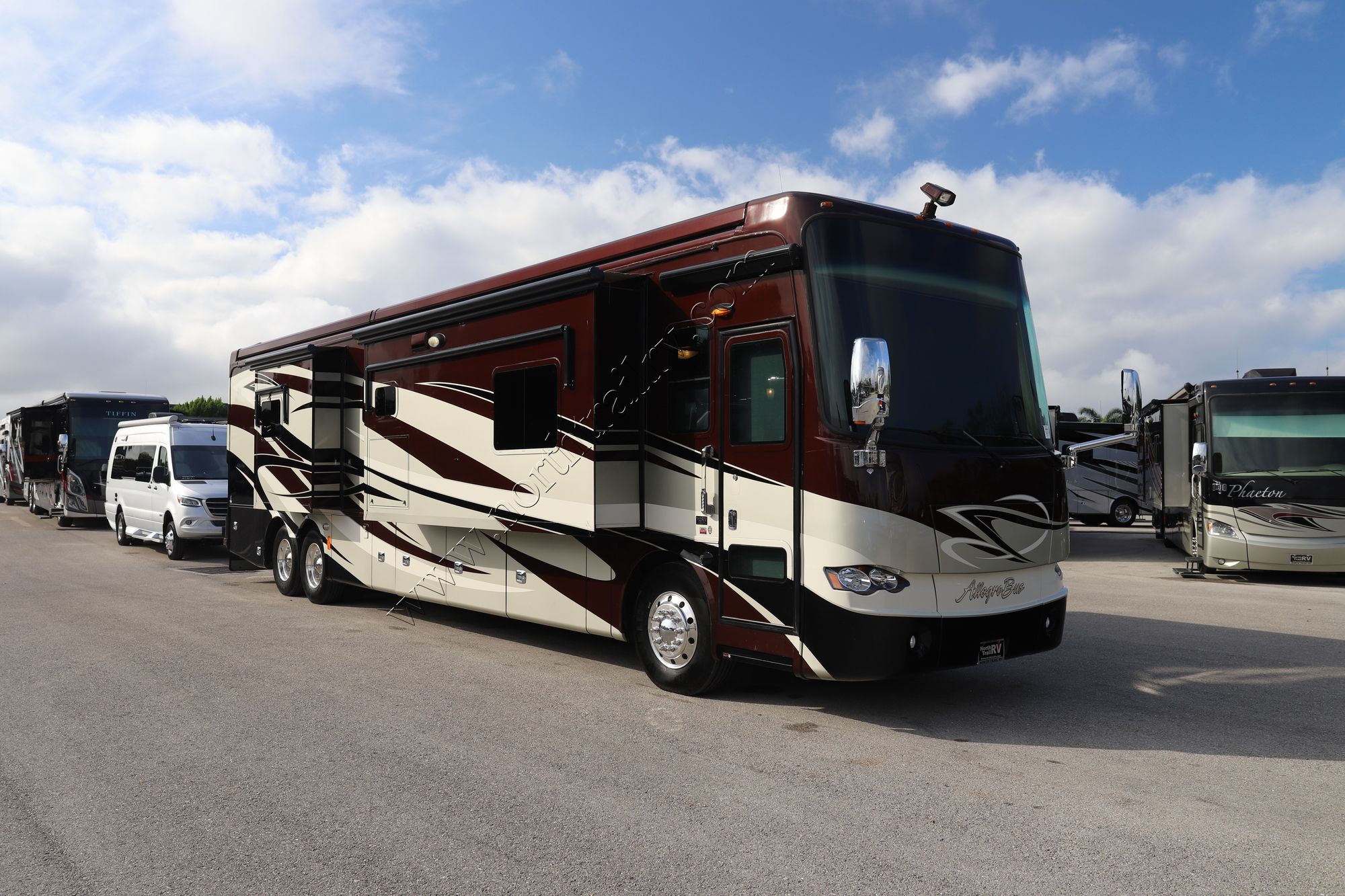 Used 2012 Tiffin Motor Homes Allegro Bus 43QGP Class A  For Sale