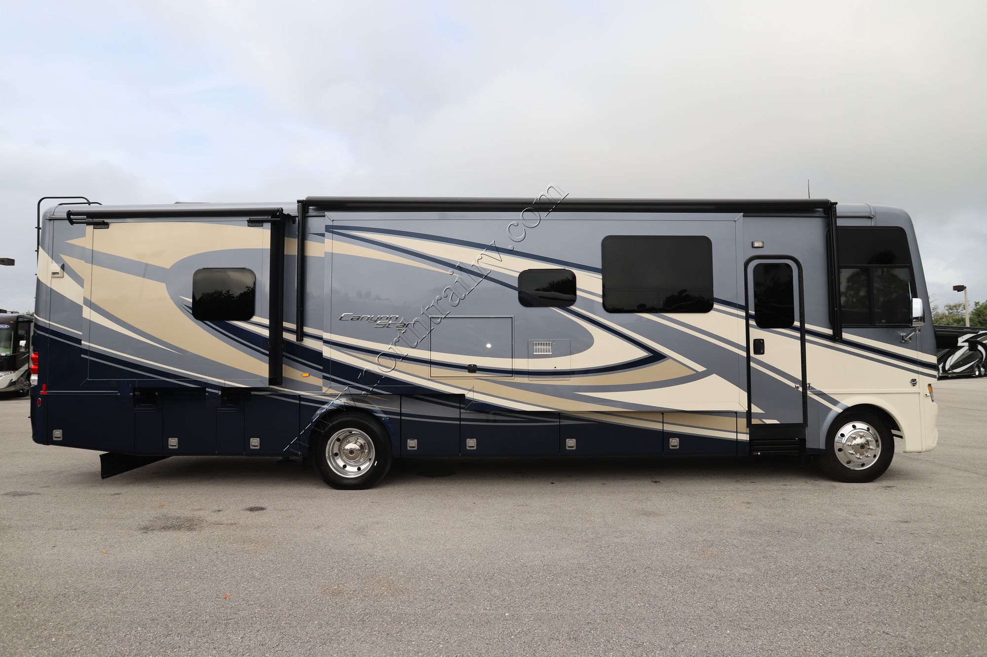 Used 2020 Newmar Canyon Star 3719 Class A  For Sale