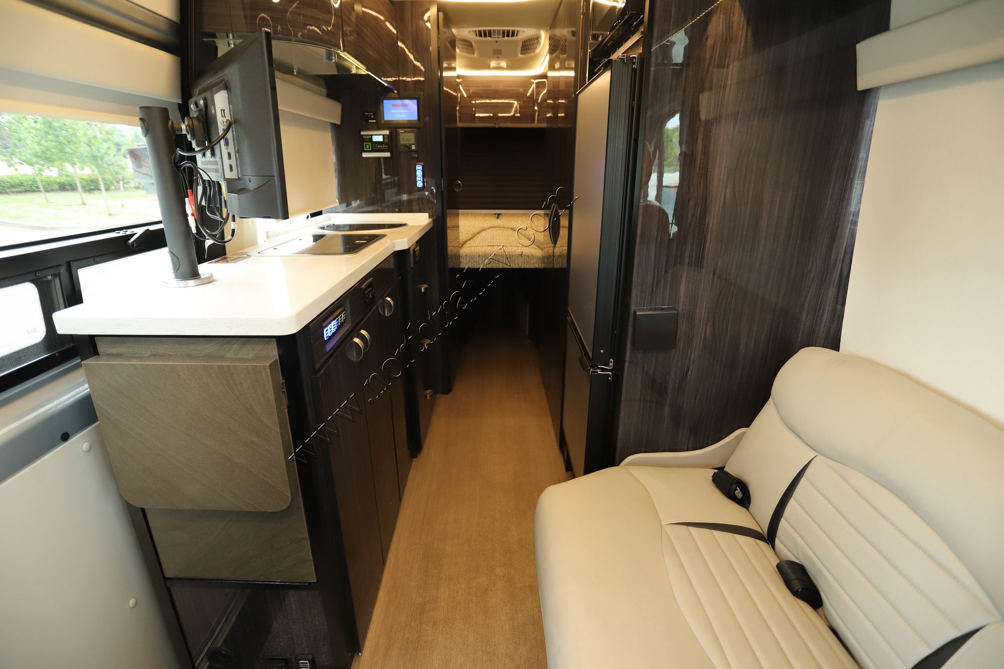New 2022 Winnebago Era 170A Class B  For Sale
