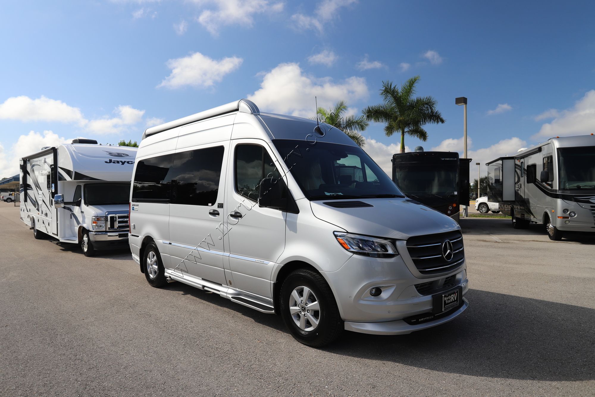 New 2022 Airstream Interstate 19 TB Class B  For Sale