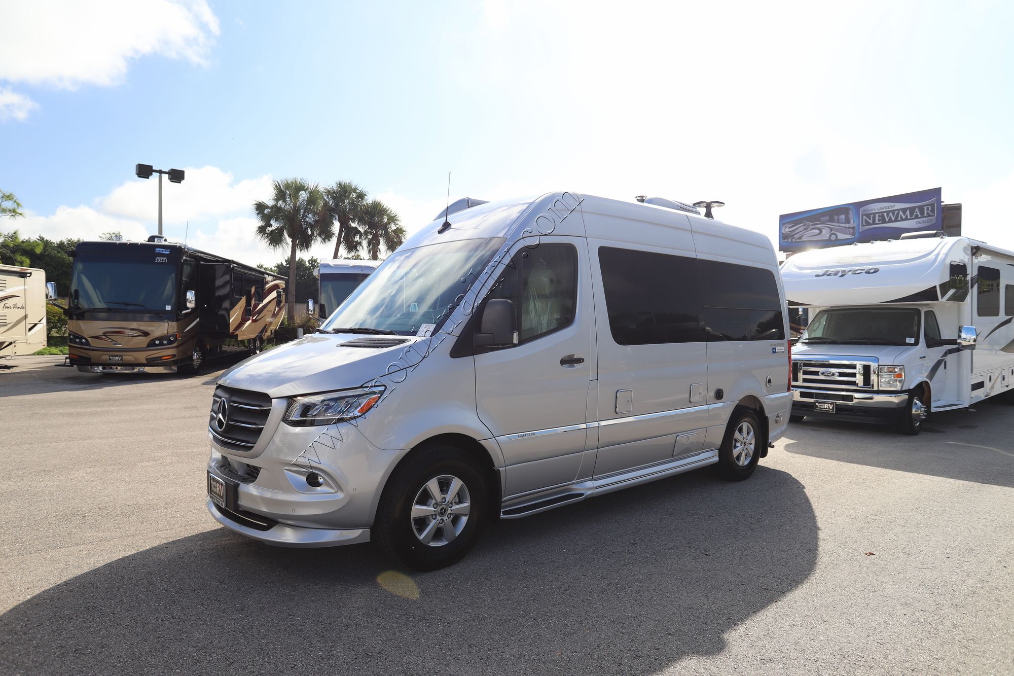 New 2022 Airstream Interstate 19 TB Class B  For Sale