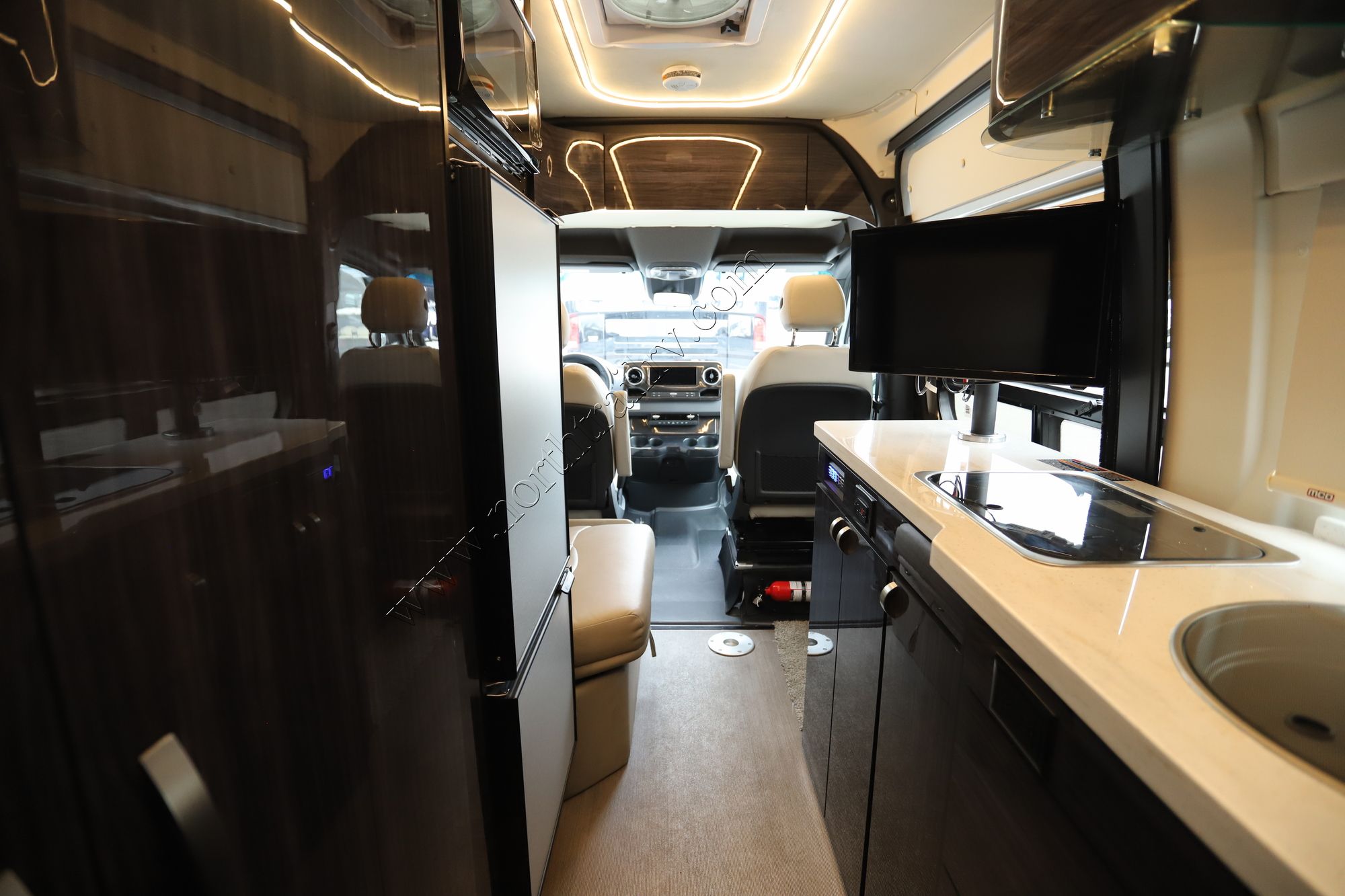 New 2022 Winnebago Era 170A Class B  For Sale