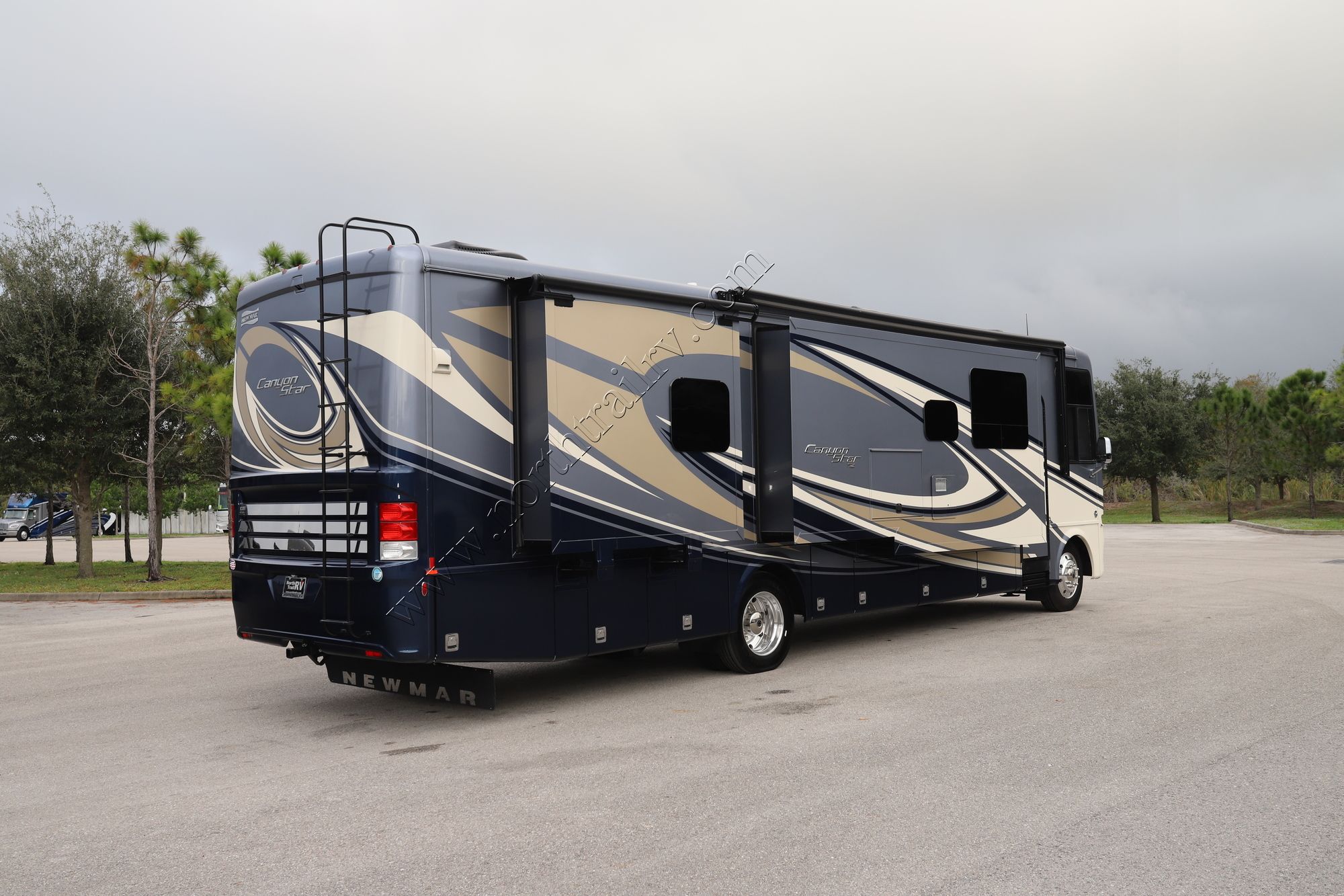 Used 2020 Newmar Canyon Star 3719 Class A  For Sale