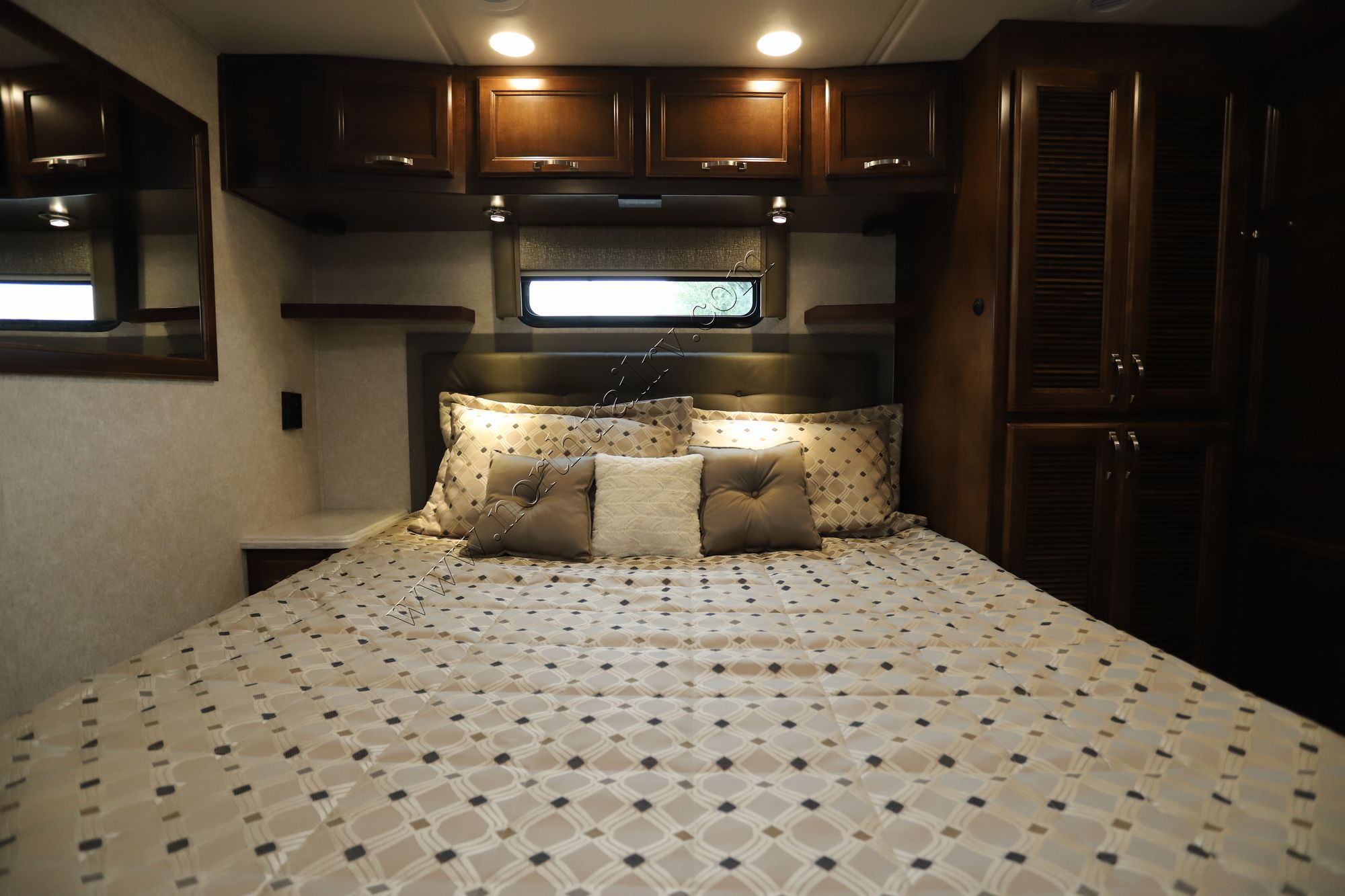 New 2022 Renegade Rv Verona 40VBH Super C  For Sale