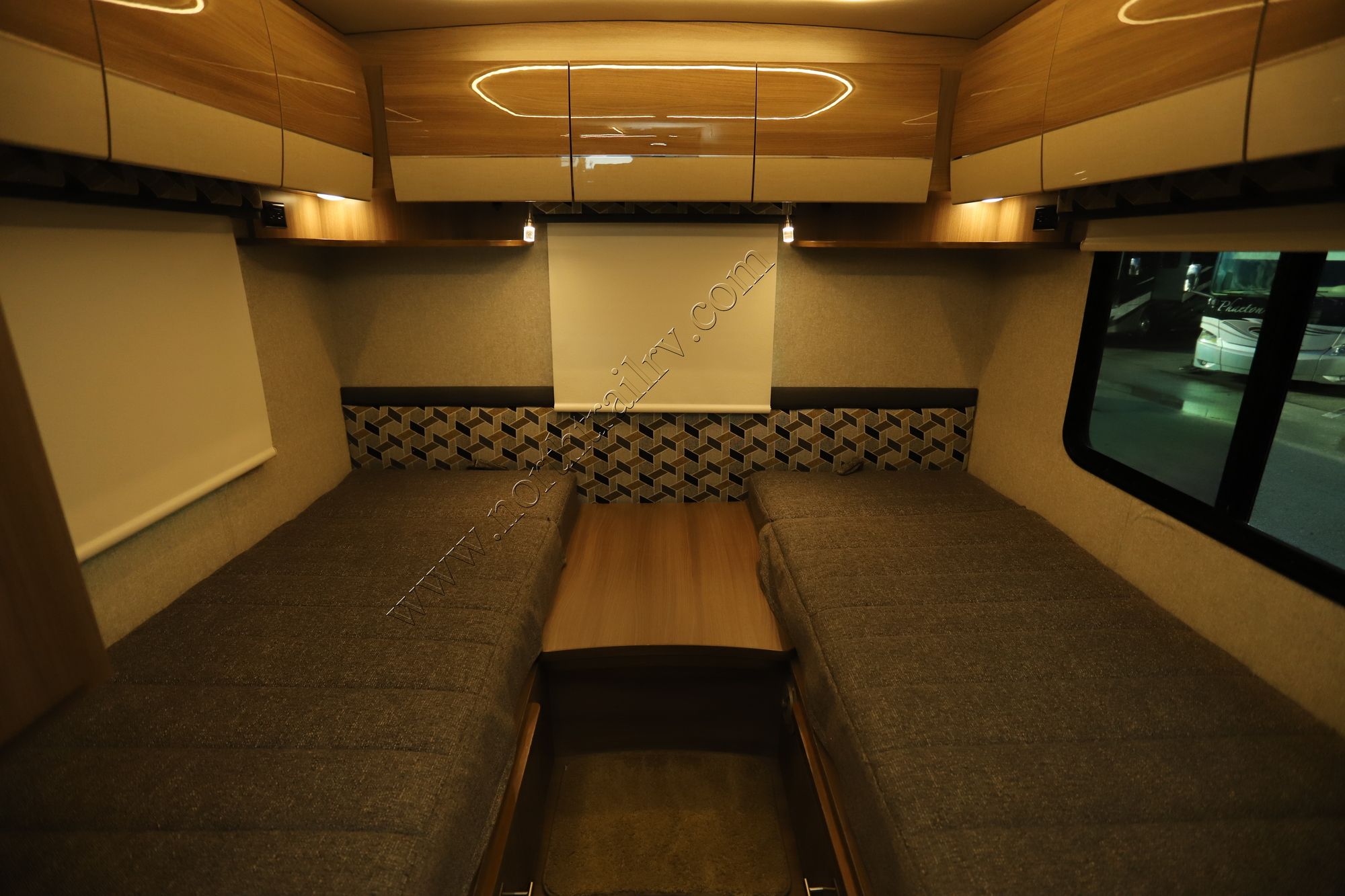 Used 2019 Winnebago Navion 24V Class C  For Sale