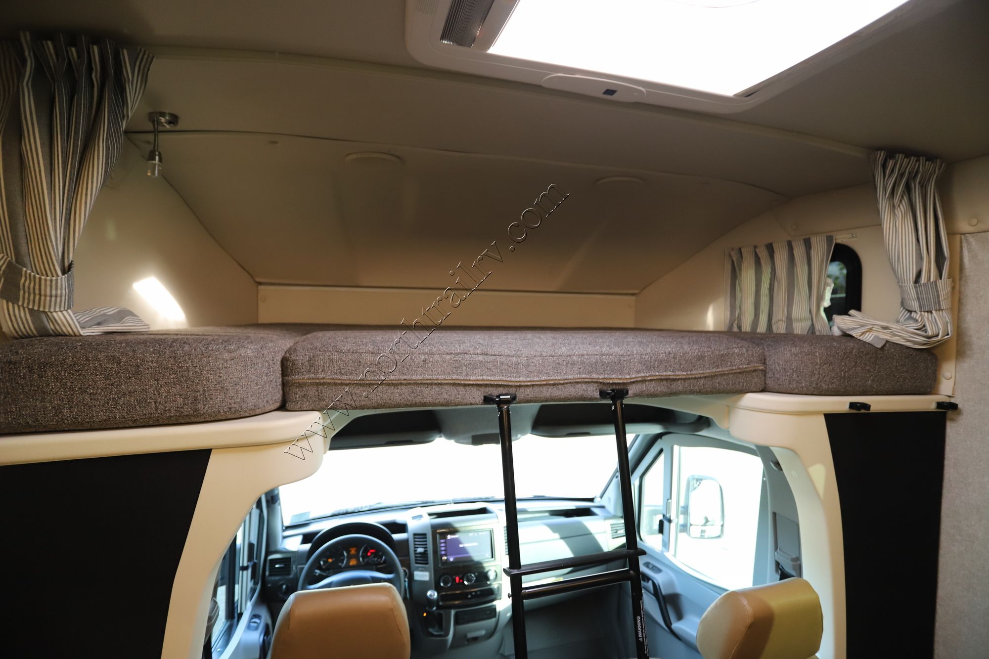 Used 2019 Winnebago Navion 24V Class C  For Sale