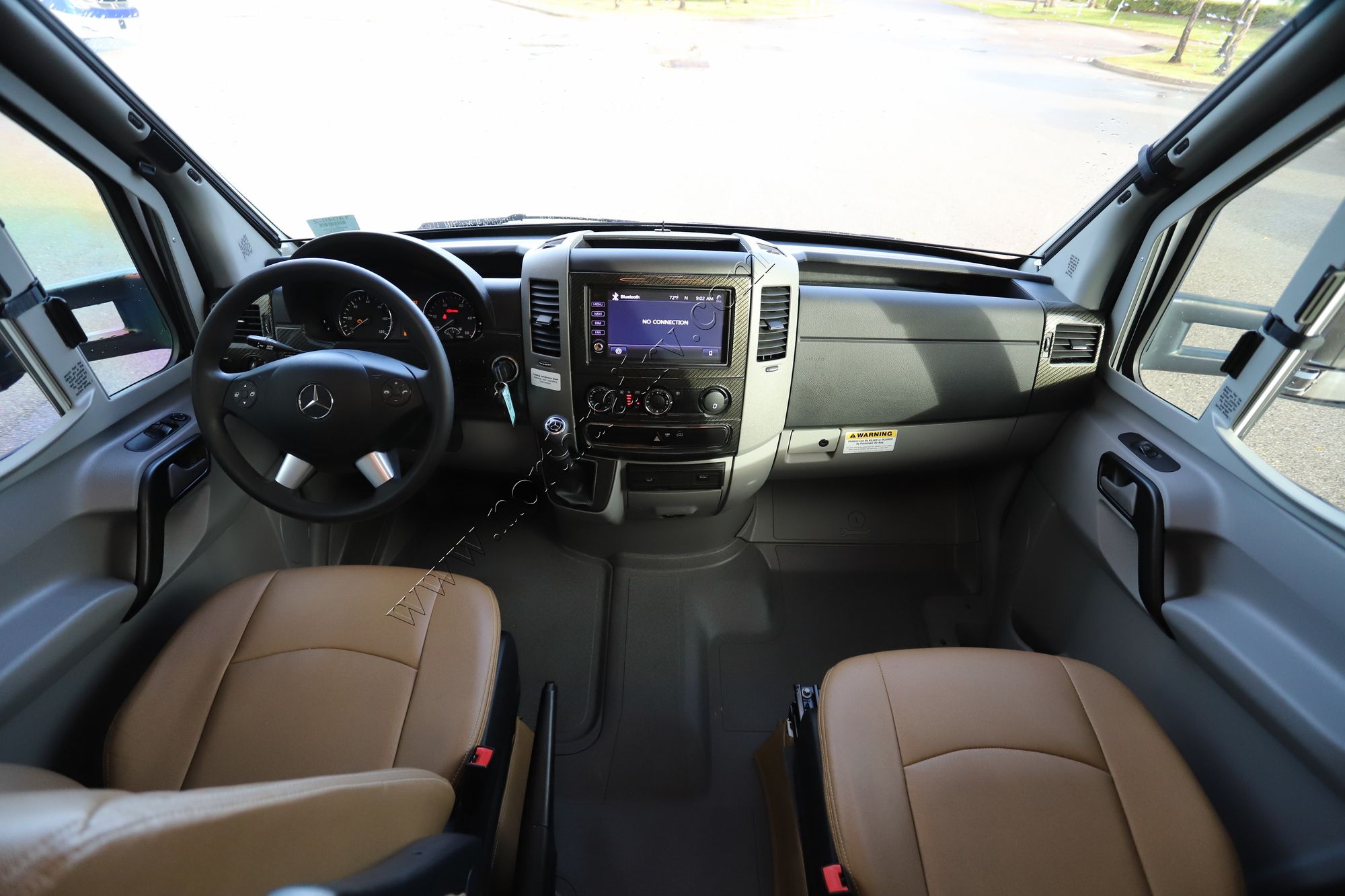 Used 2019 Winnebago Navion 24V Class C  For Sale