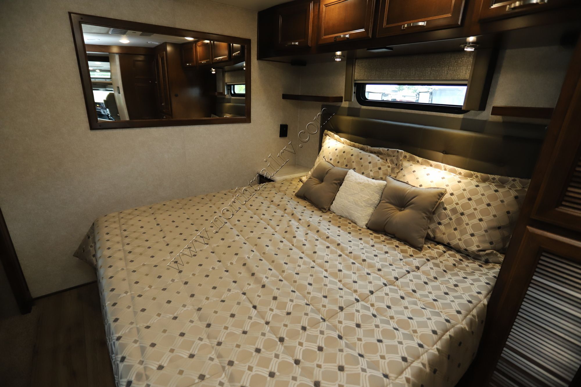 New 2022 Renegade Rv Verona 40VBH Super C  For Sale