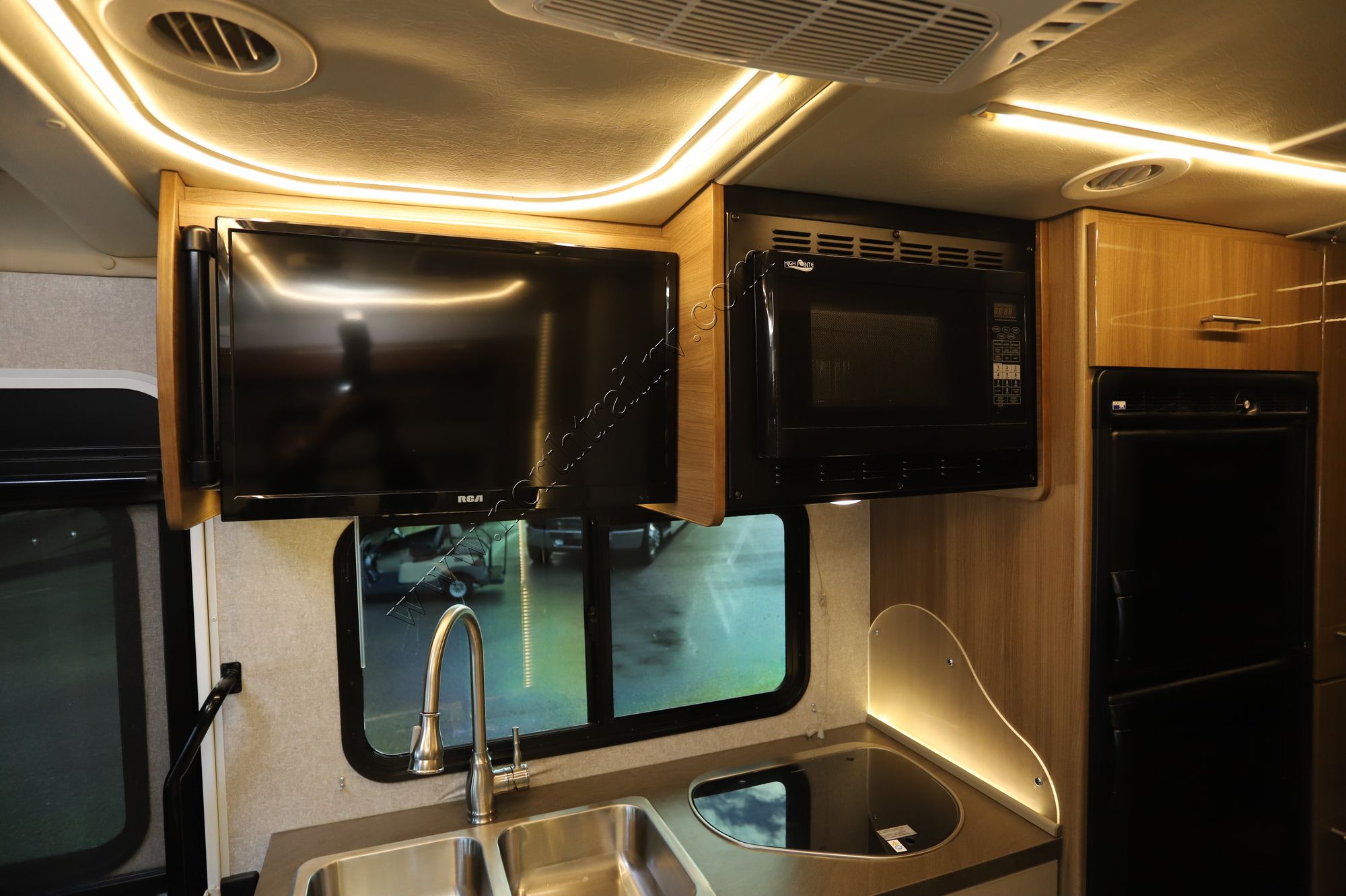 Used 2019 Winnebago Navion 24V Class C  For Sale