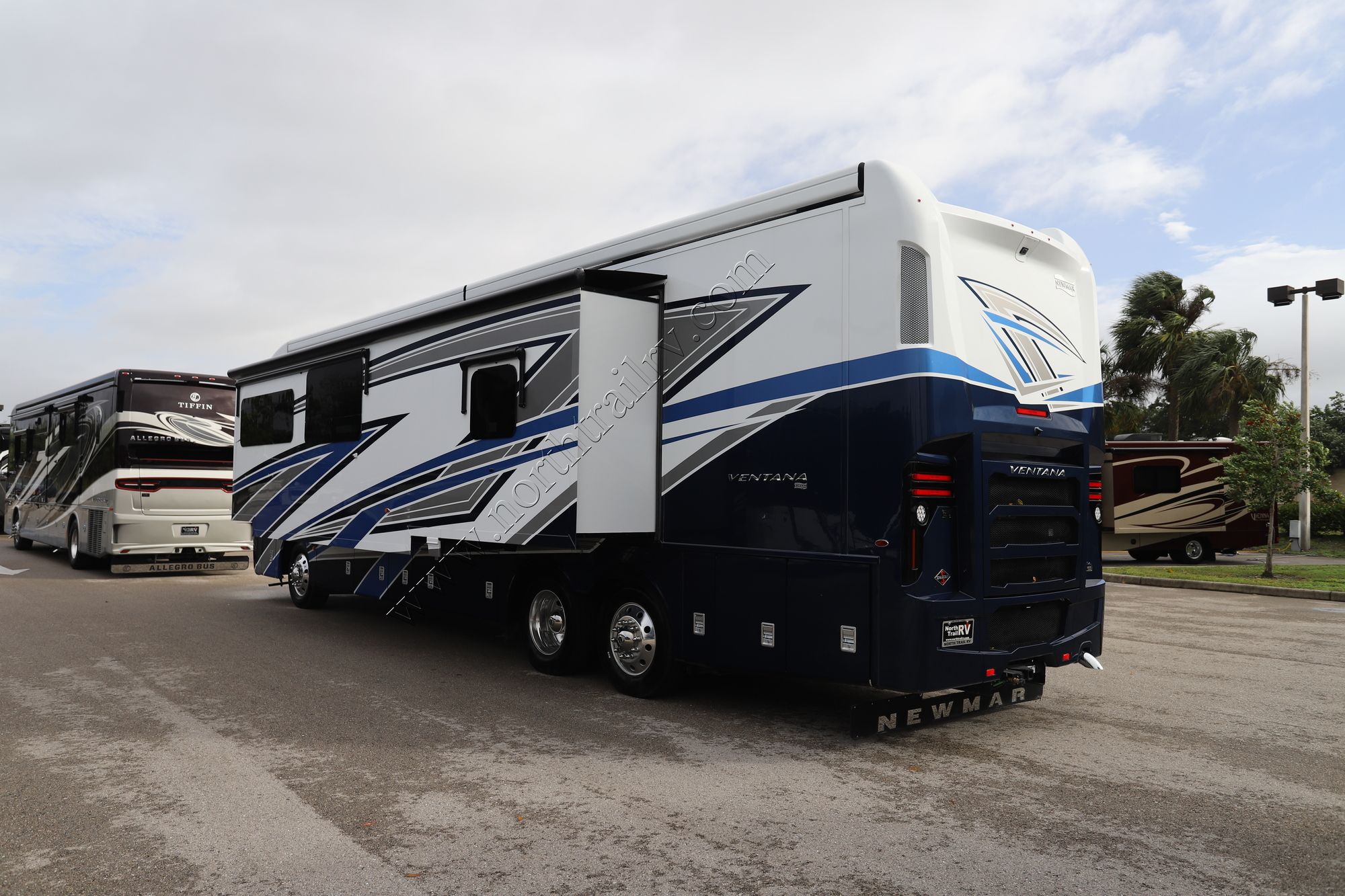 New 2022 Newmar Ventana 4037 Class A  For Sale