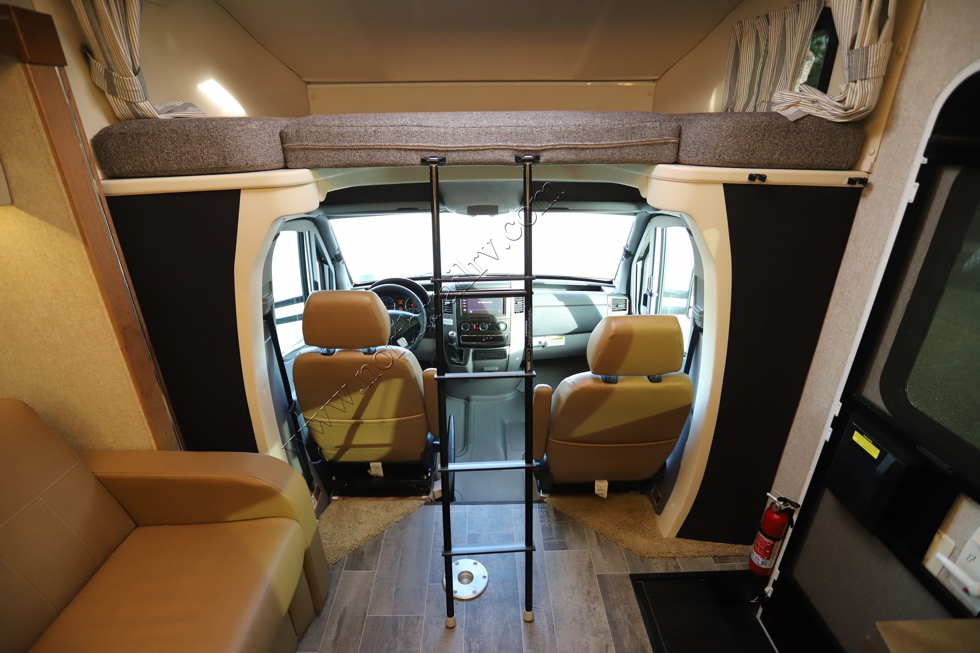 Used 2019 Winnebago Navion 24V Class C  For Sale