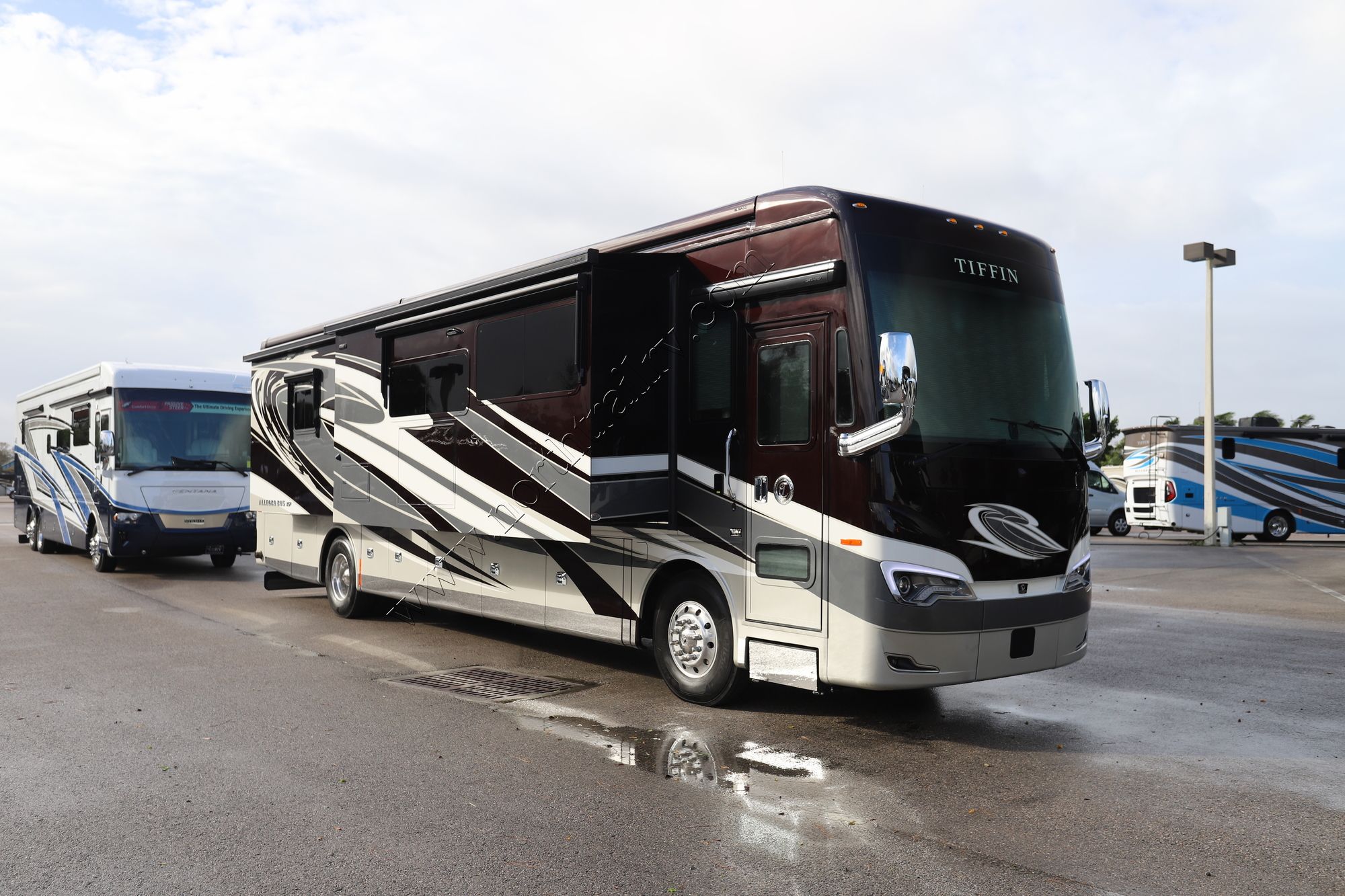 New 2022 Tiffin Motor Homes Allegro Bus 40IP Class A  For Sale