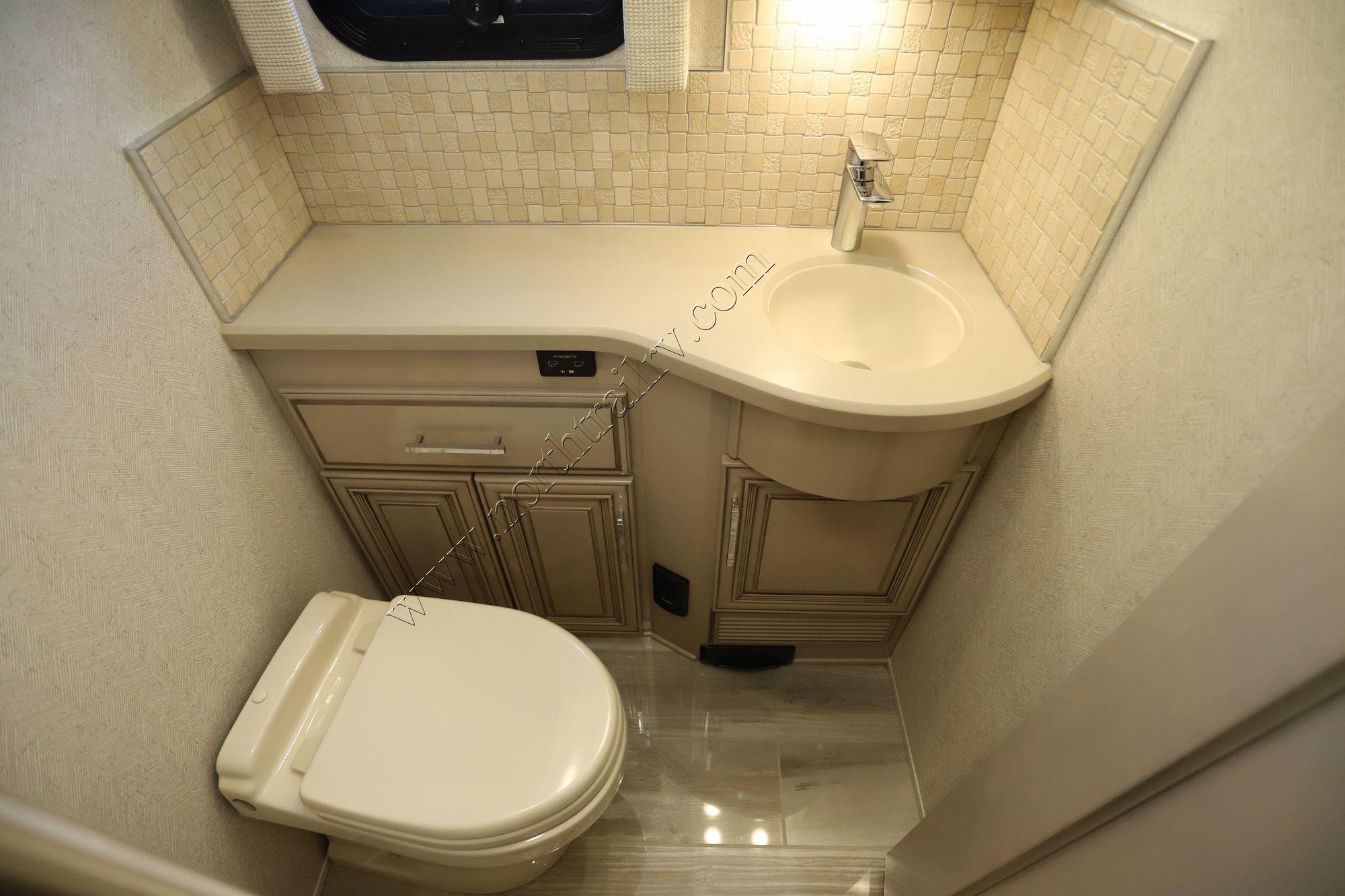 New 2022 Newmar Mountain Aire 4551 Class A  For Sale