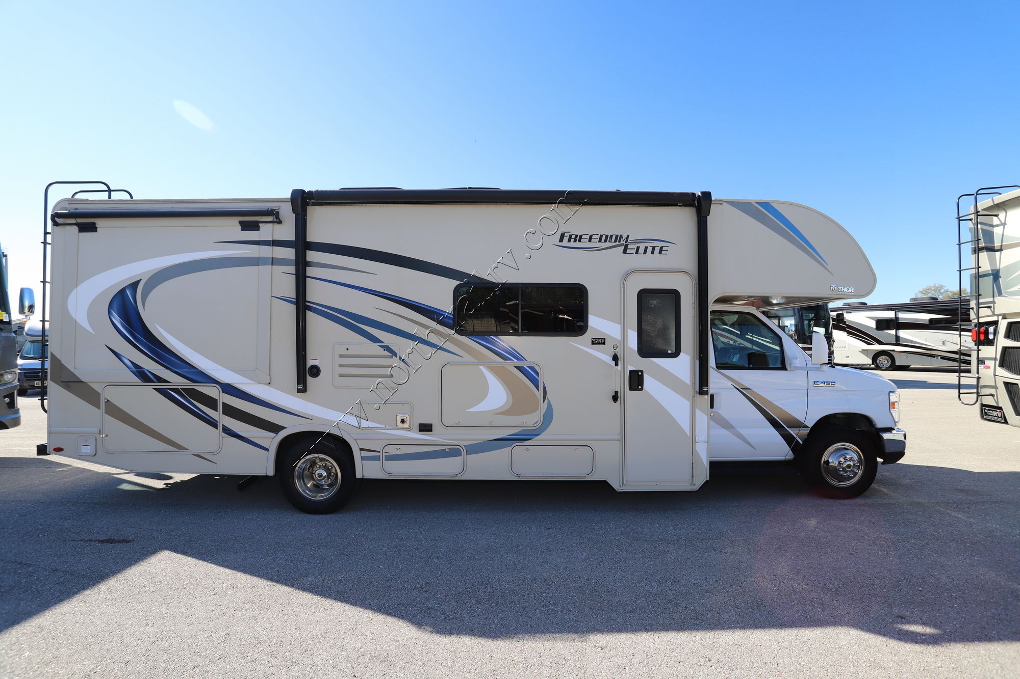 Used 2019 Thor Freedom Elite 28FE Class C  For Sale