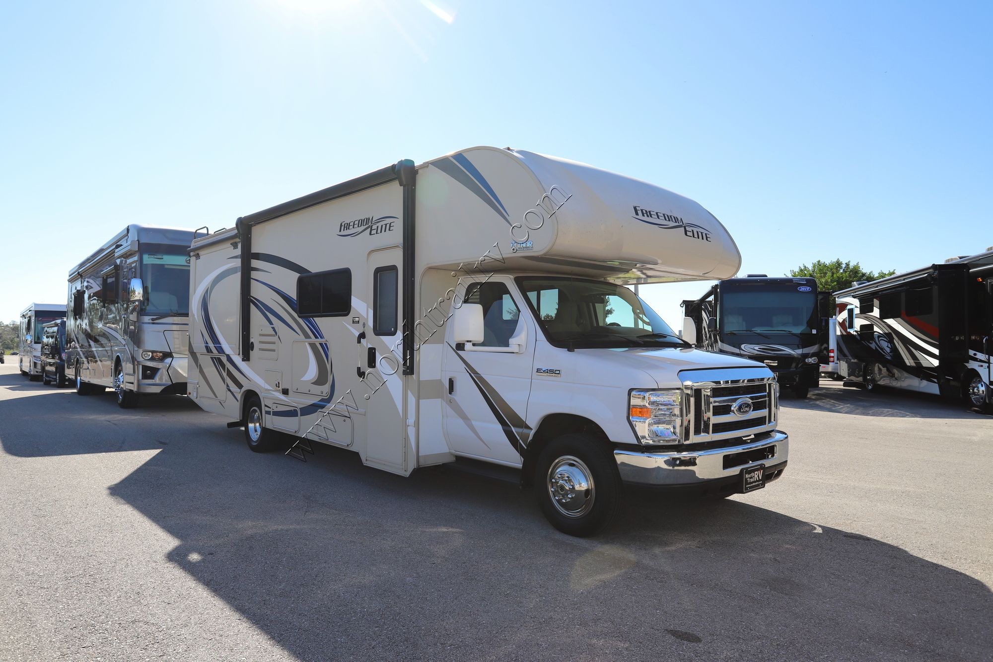 Used 2019 Thor Freedom Elite 28FE Class C  For Sale