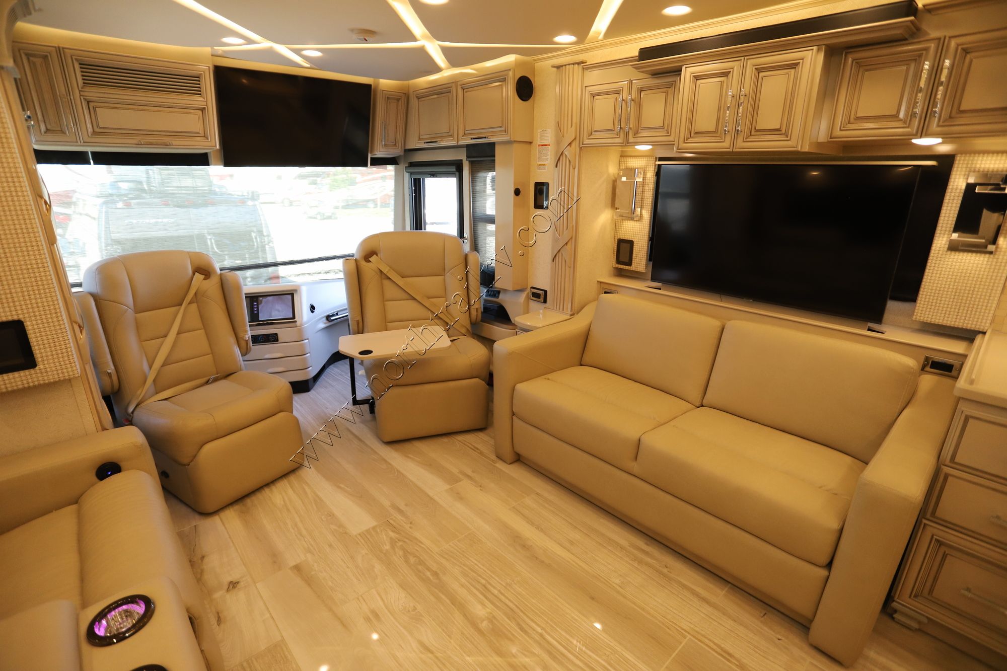 New 2022 Newmar Mountain Aire 4551 Class A  For Sale