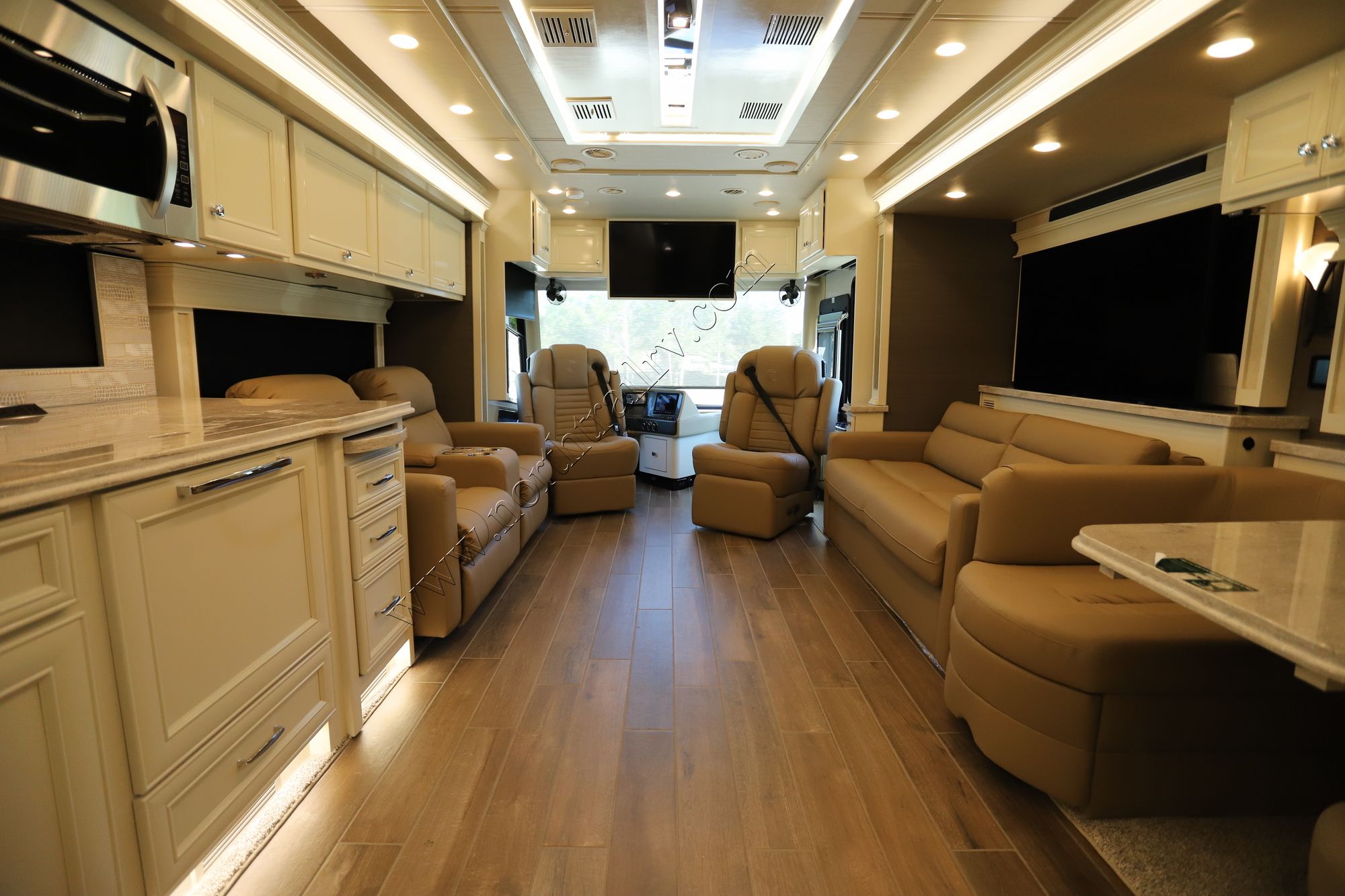 New 2022 Tiffin Motor Homes Phaeton 40IH Class A  For Sale