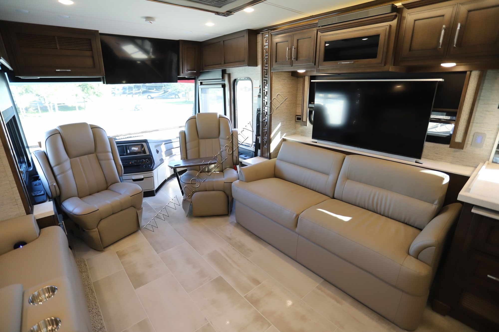 New 2022 Newmar Ventana 4369 Class A  For Sale