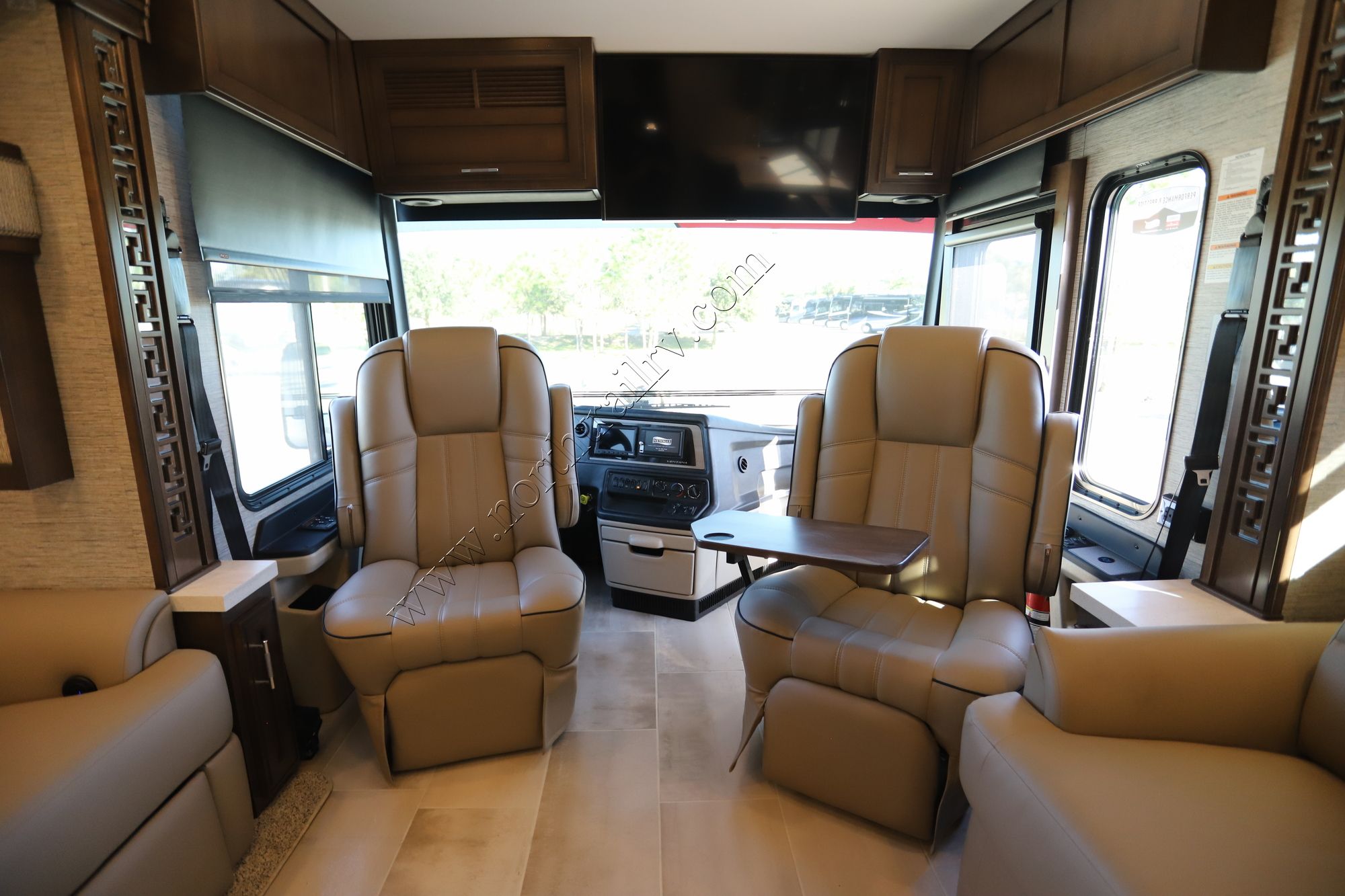 New 2022 Newmar Ventana 4369 Class A  For Sale