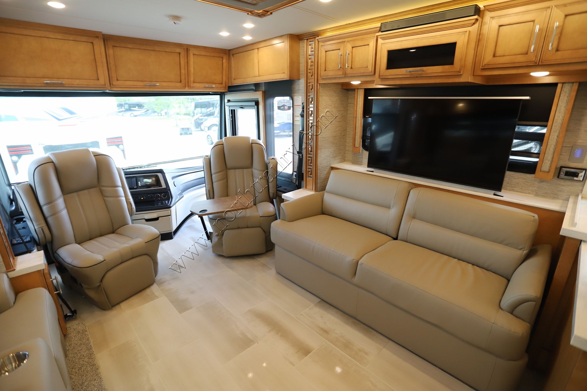 New 2022 Newmar Ventana 3717 Class A  For Sale