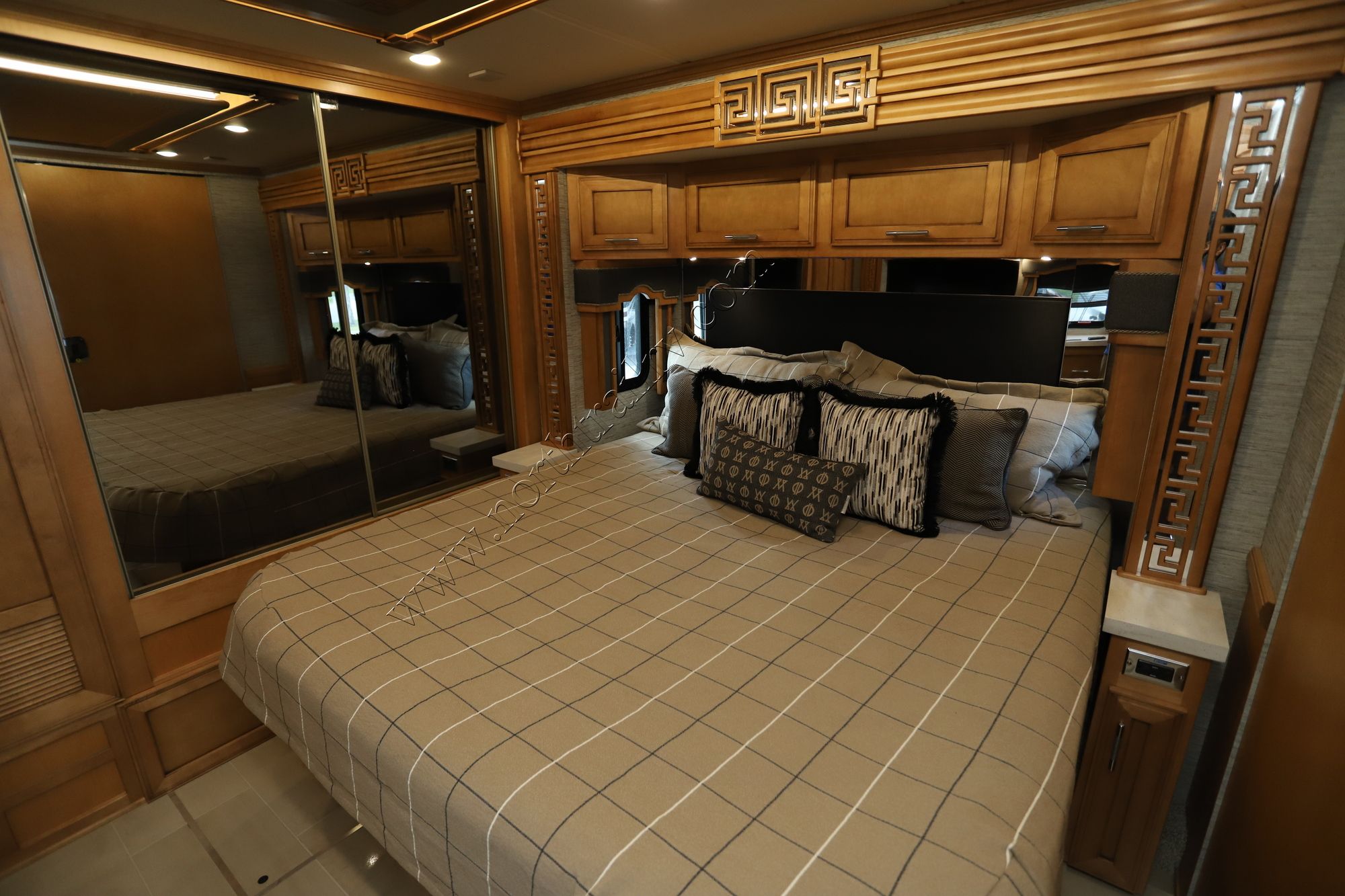 New 2022 Newmar Ventana 3717 Class A  For Sale