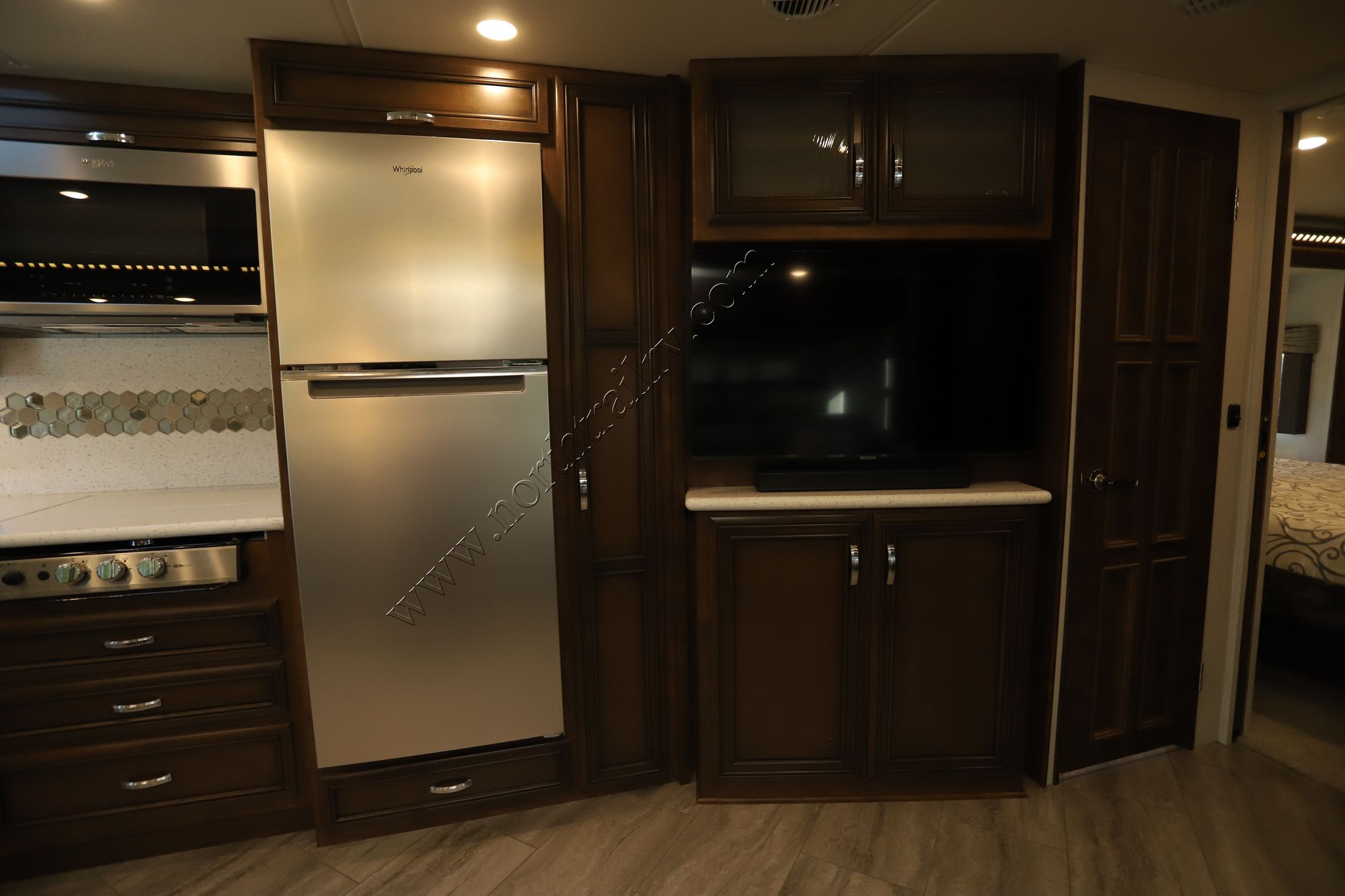 New 2022 Newmar Bay Star 3609 Class A  For Sale